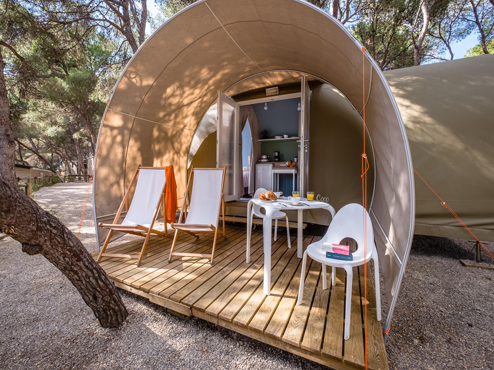 Luxe tent voor 4 personen aan het strand in Tarragona - foto 18