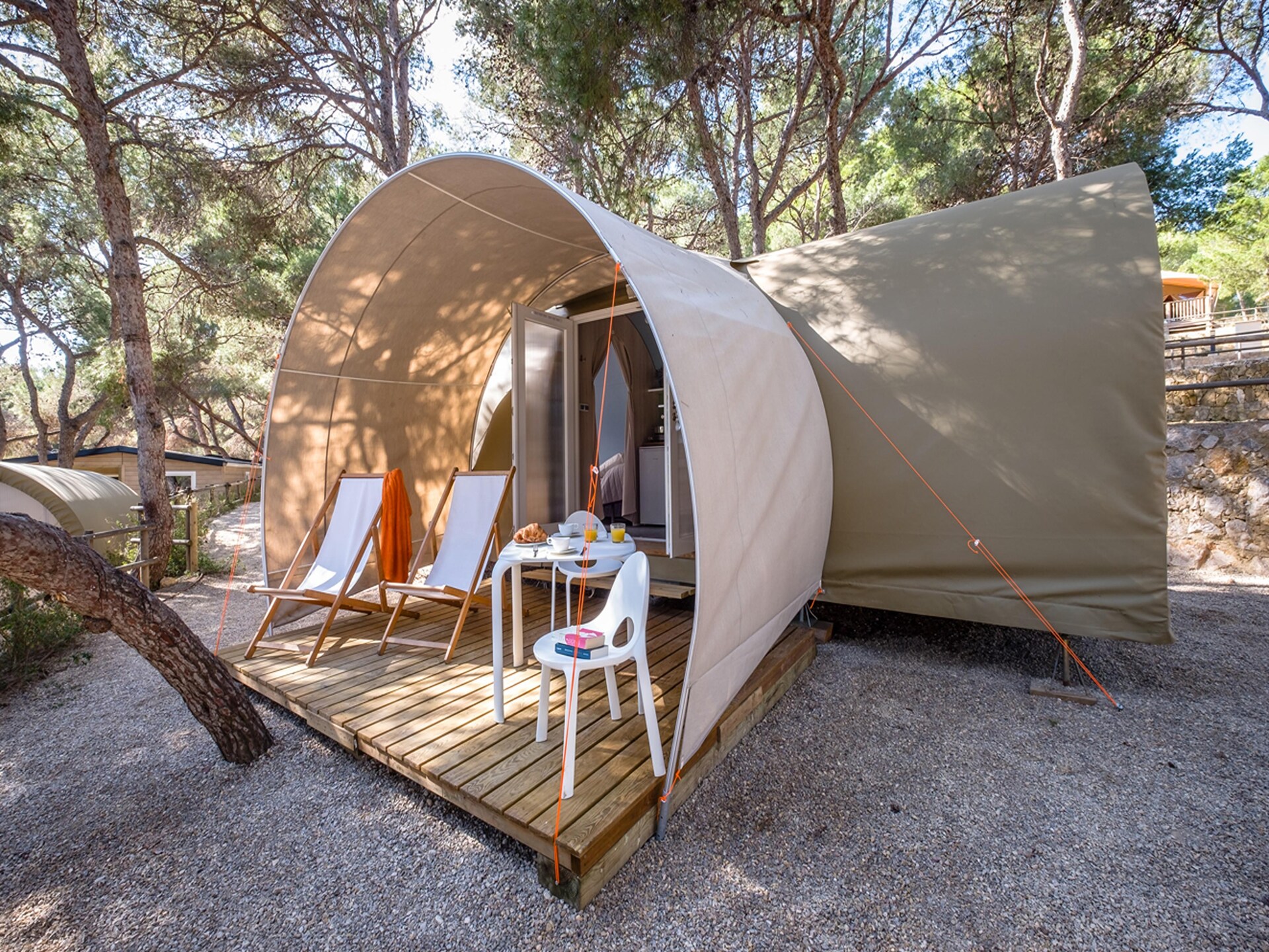 Luxe tent voor 4 personen aan het strand in Tarragona - foto 11