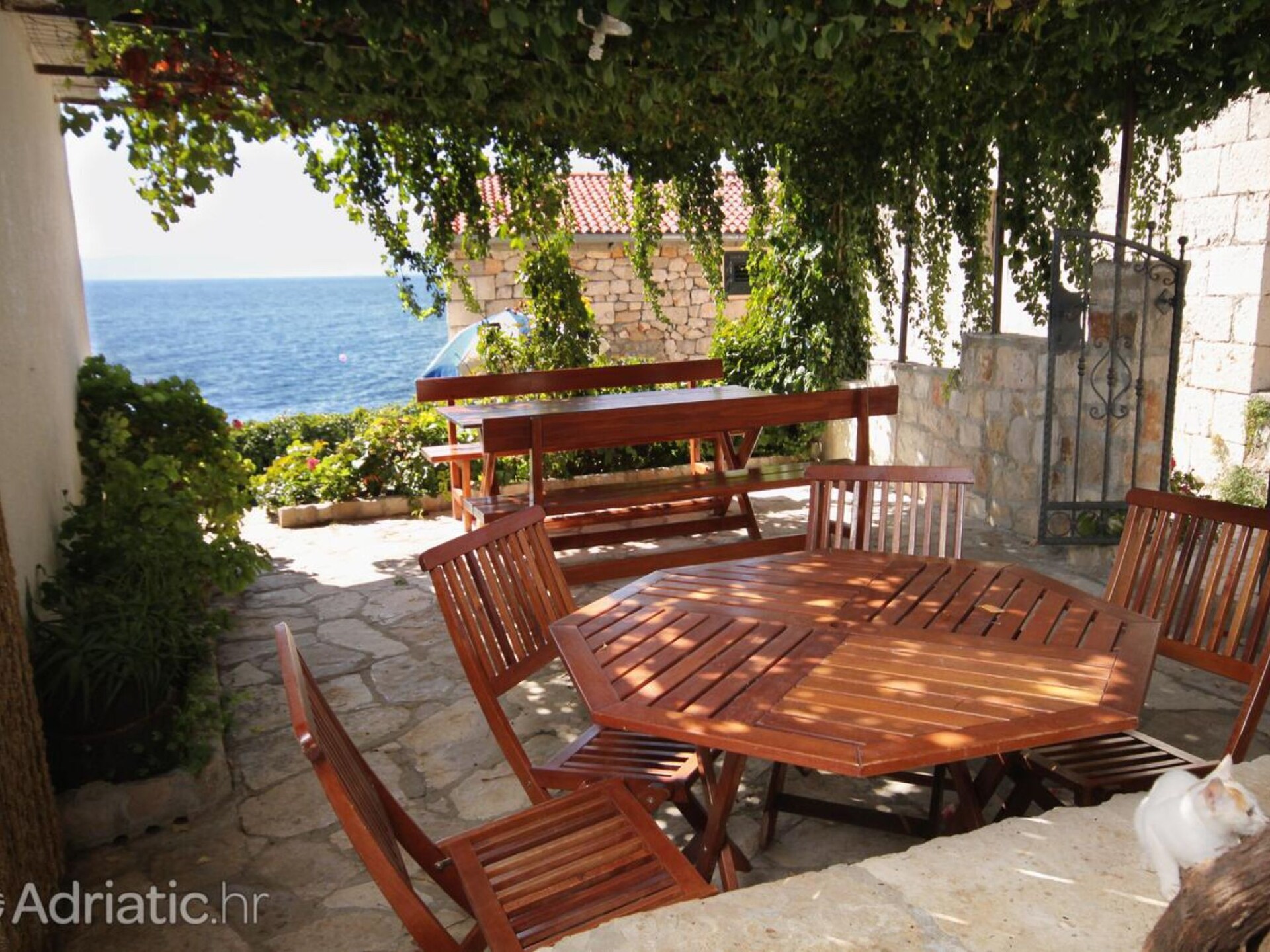 Vrijstaand vakantiehuis aan zee op Hvar voor 8 personen - foto 40