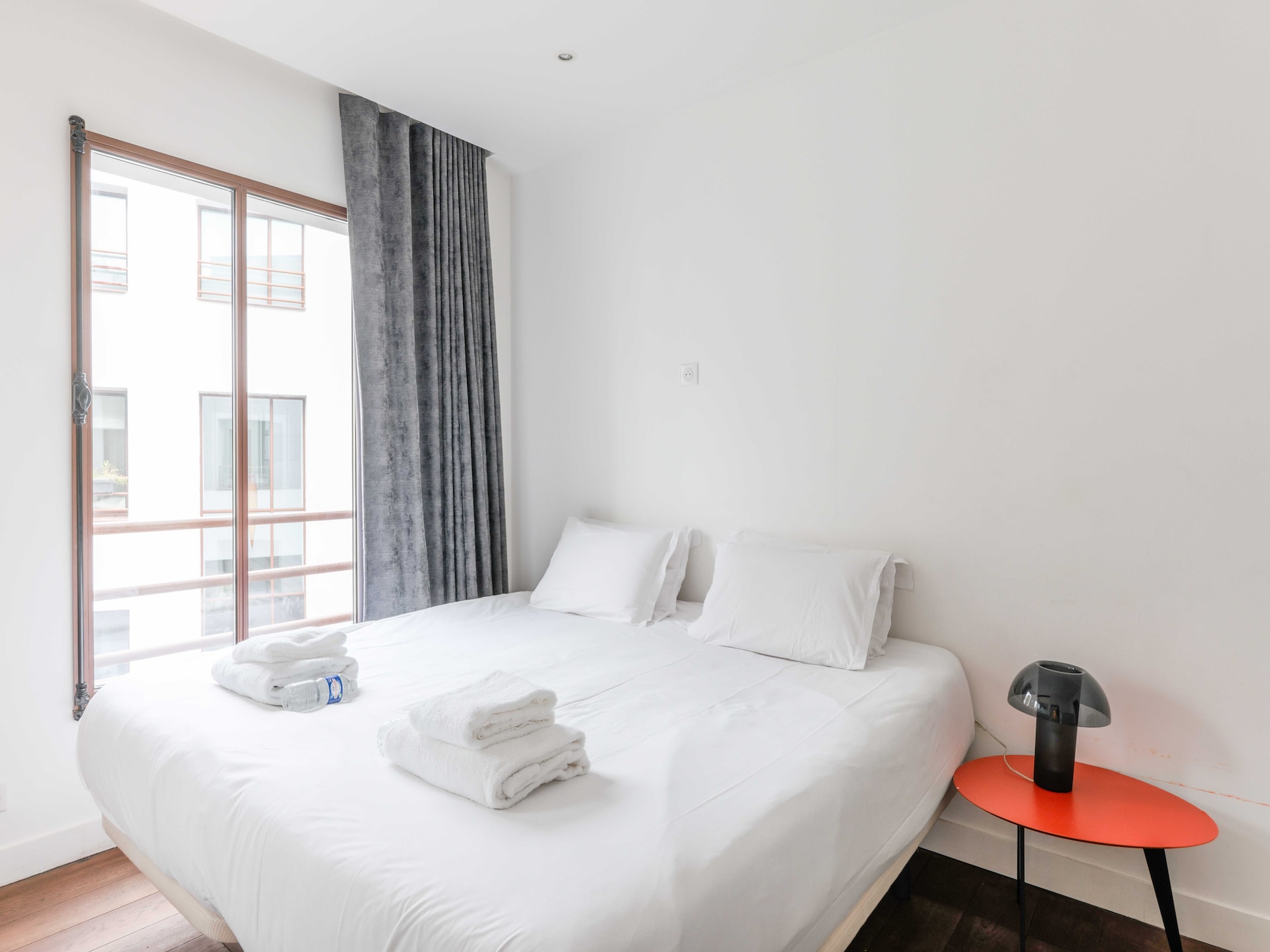 Licht duplex loft met privé terras nabij Place de la Bastille - foto 17