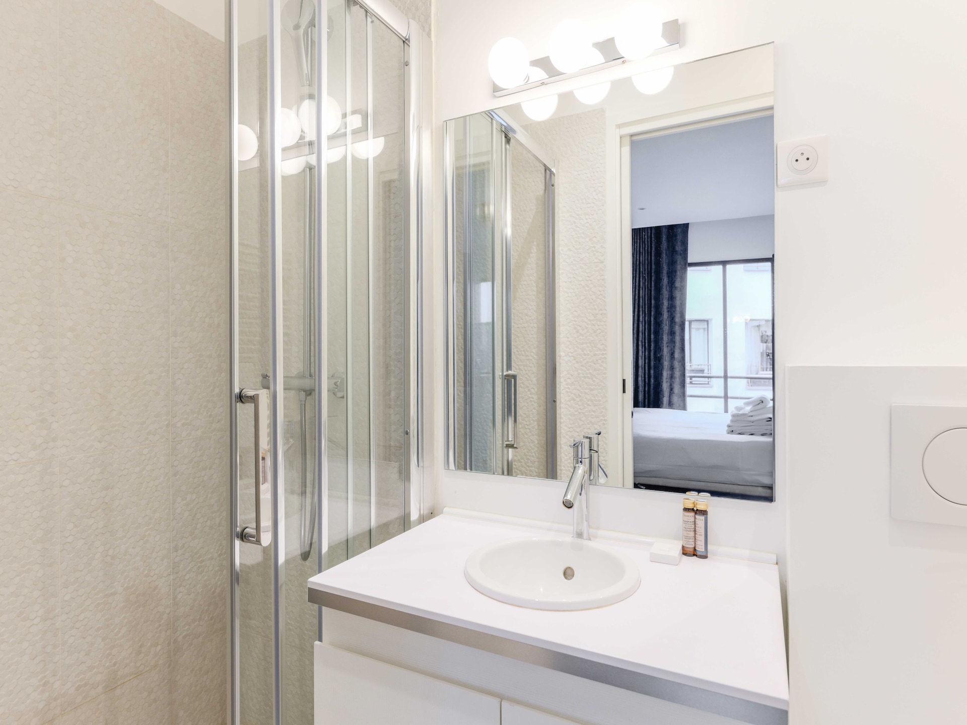 Licht duplex loft met privé terras nabij Place de la Bastille - foto 20