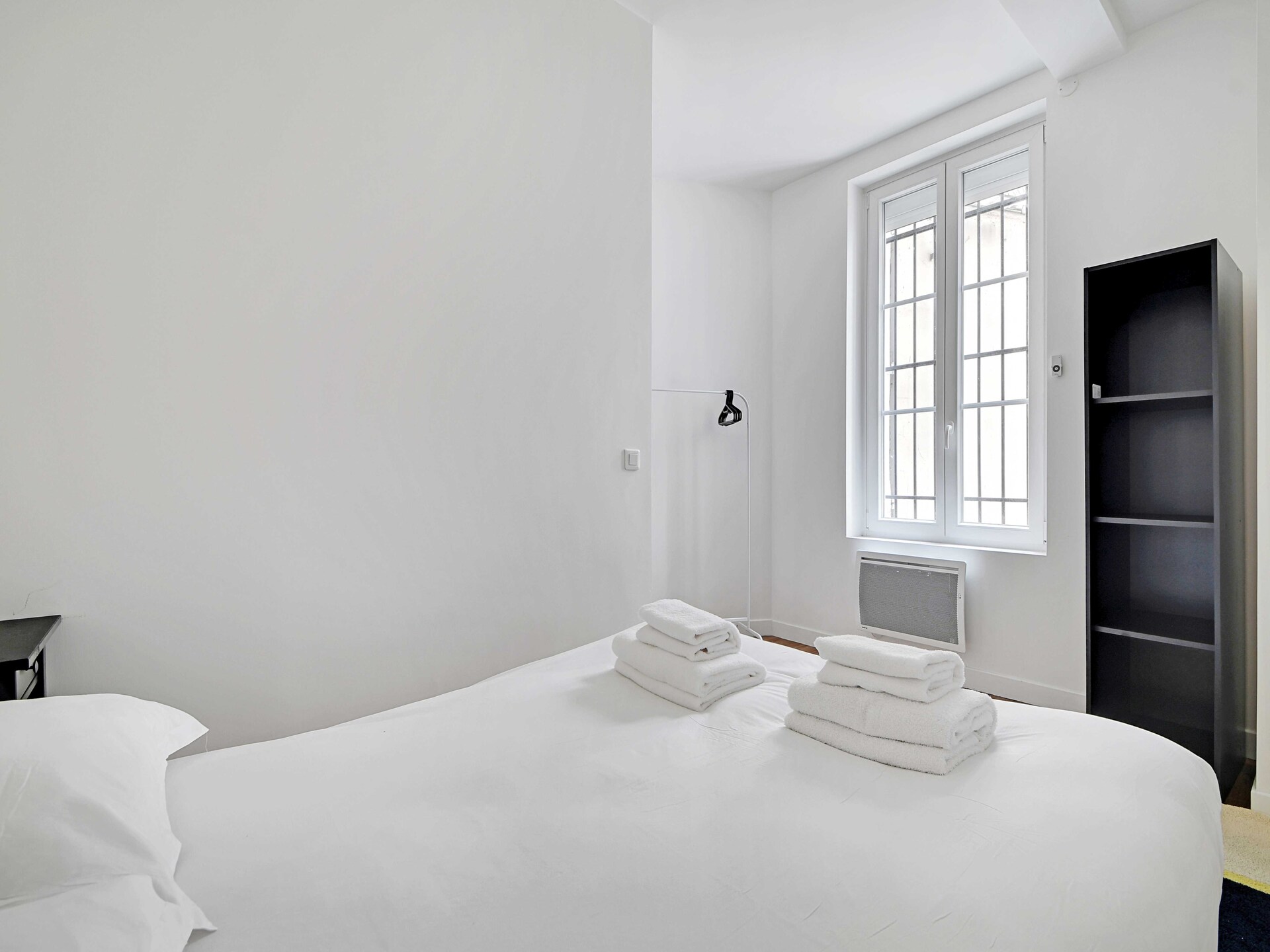 Licht appartement voor 4 in levendig Montmartre, Parijs - foto 4