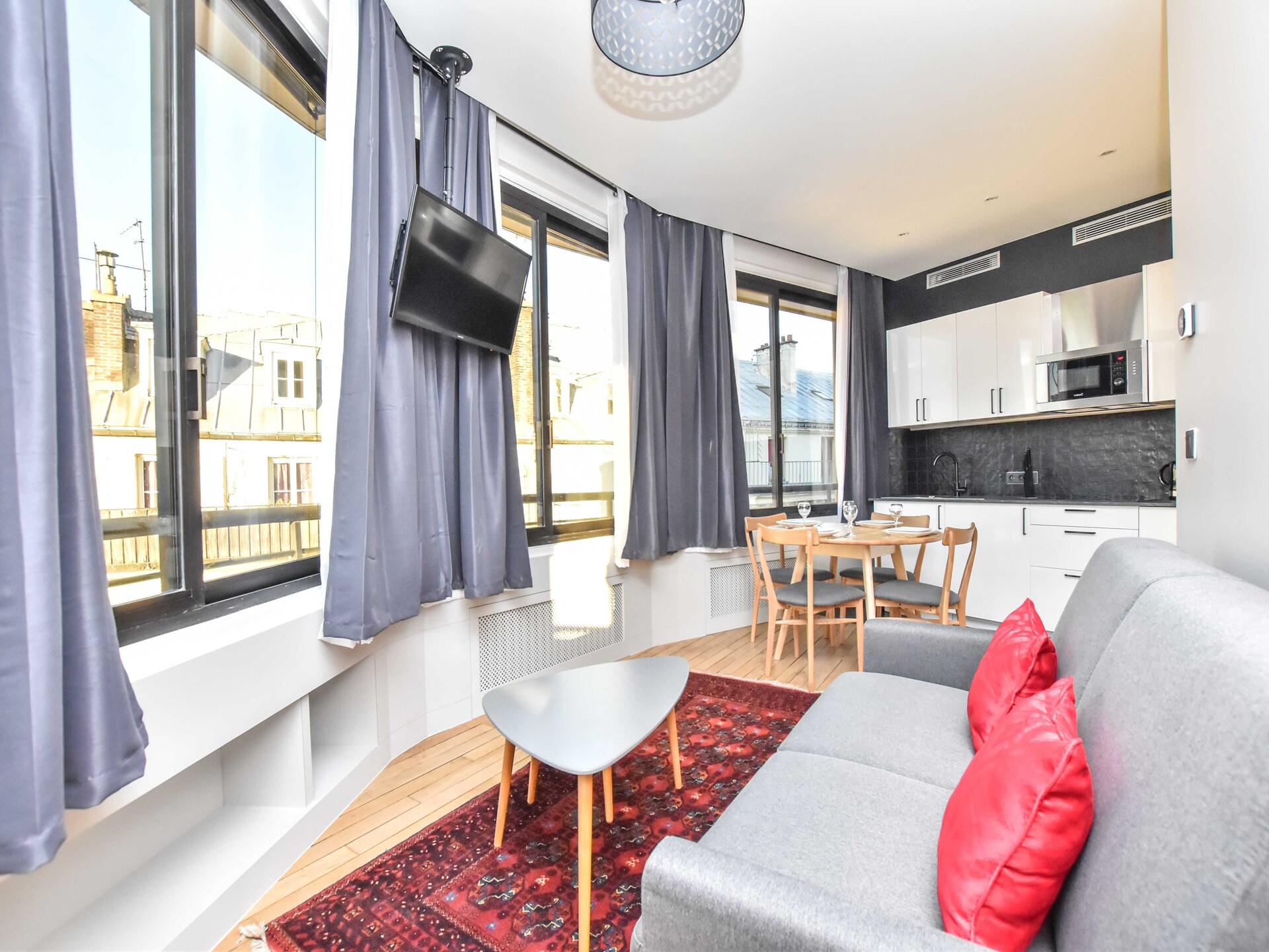 Licht appartement met airco in het 9e arrondissement, vlak bij Opéra Garnier - foto 1