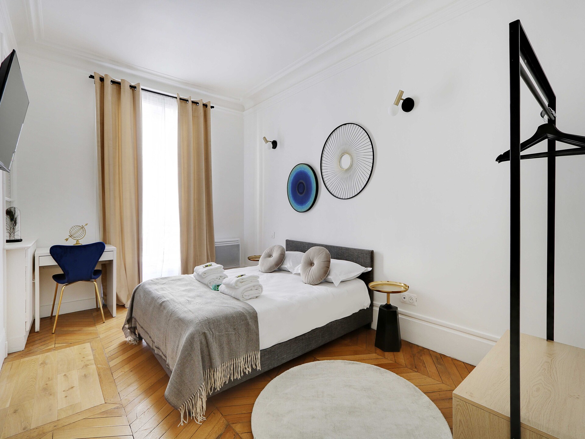 Luxe 8-persoons appartement bij Porte Maillot, 4 slaapkamers - foto 9