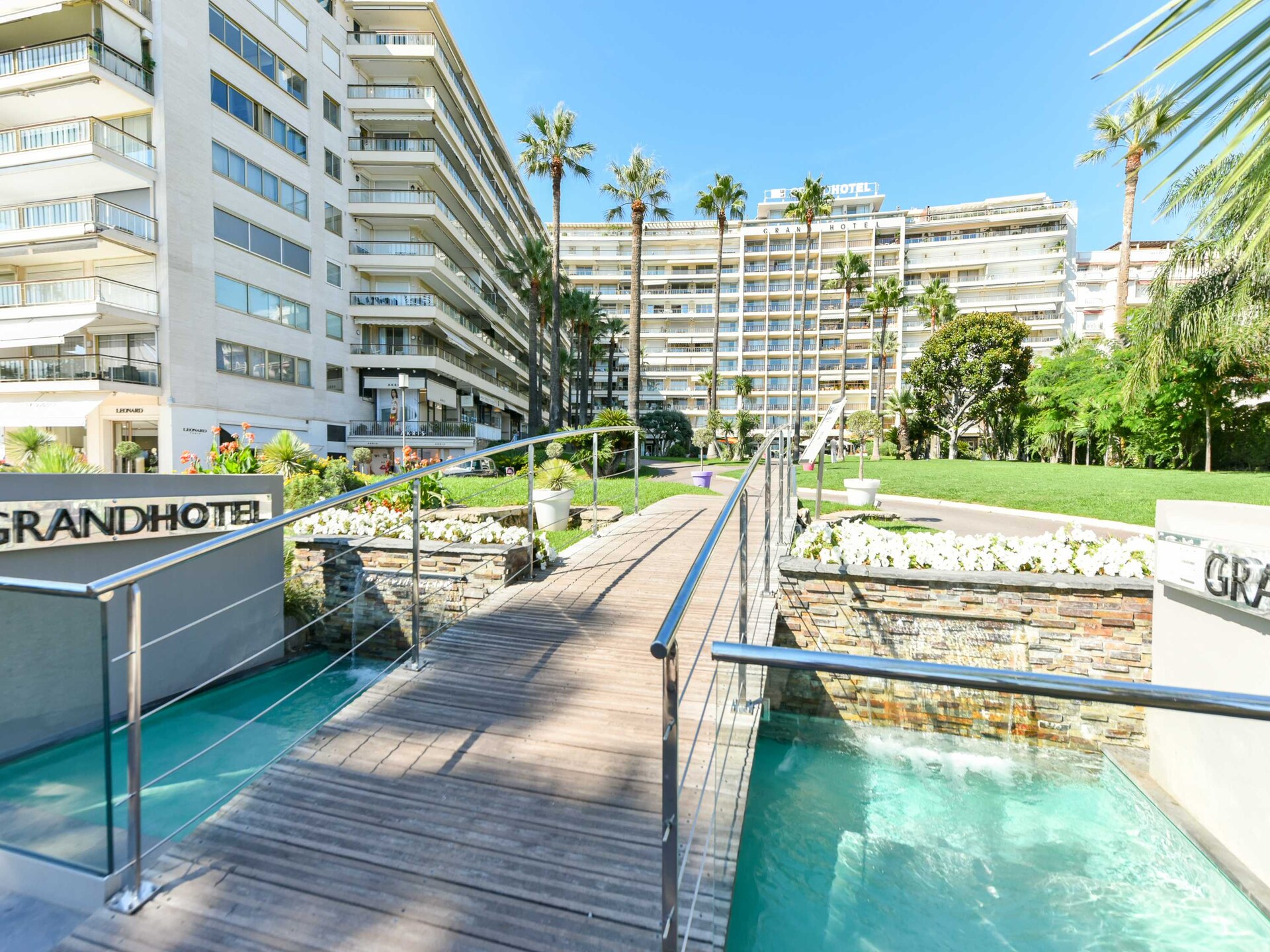Ruim 3-slaapkamerappartement in het bruisende hart van Cannes - foto 22