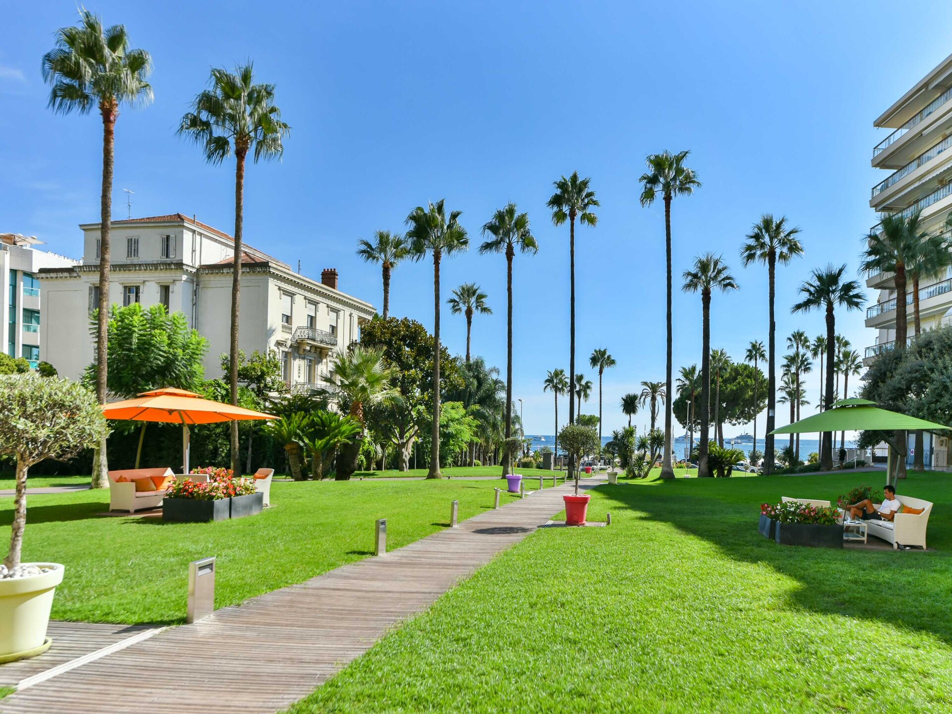 Ruim 3-slaapkamerappartement in het bruisende hart van Cannes - foto 25