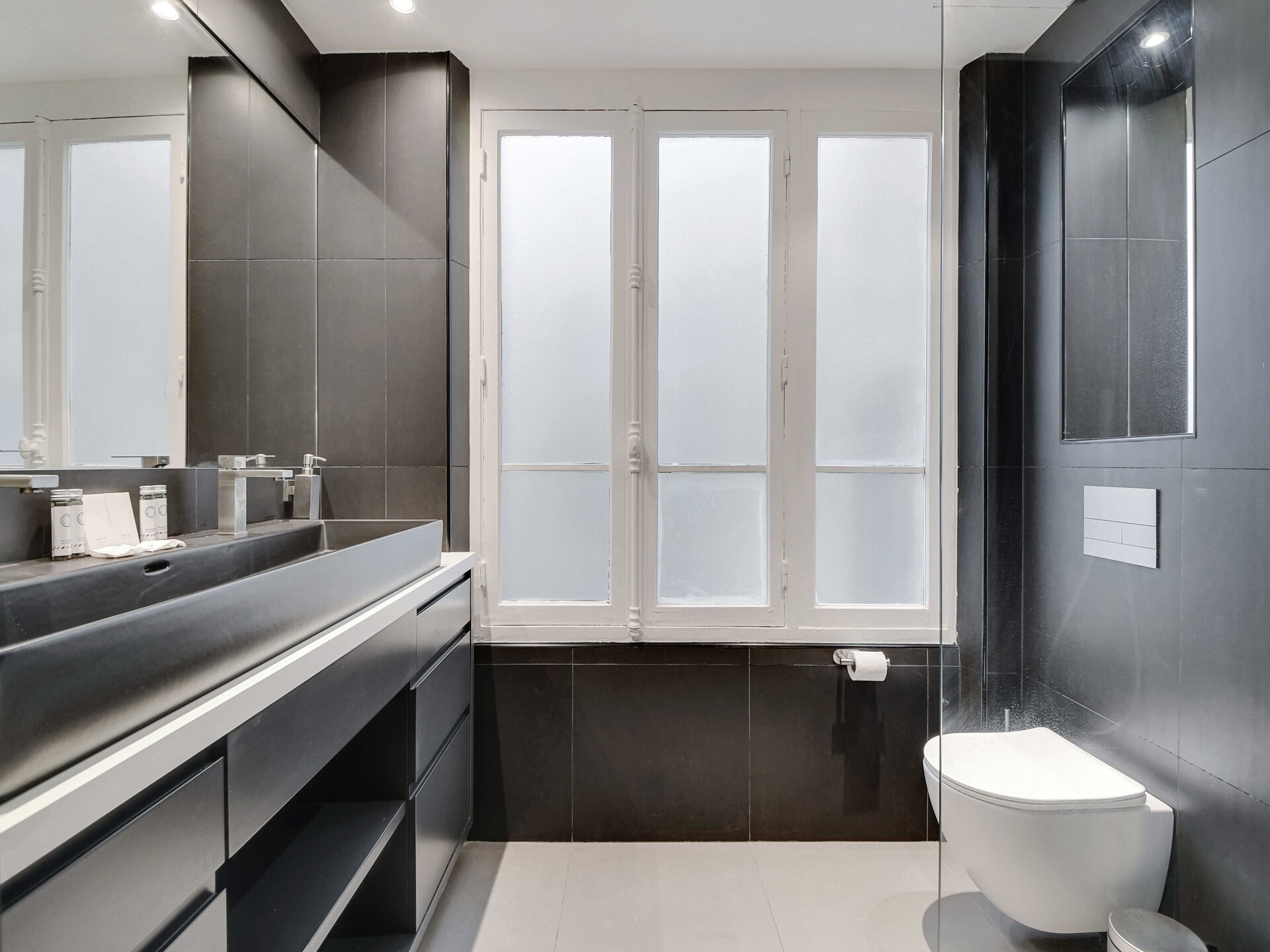 Charmant appartement aan Canal Saint-Martin, Parijs 10e – 2 personen - foto 19