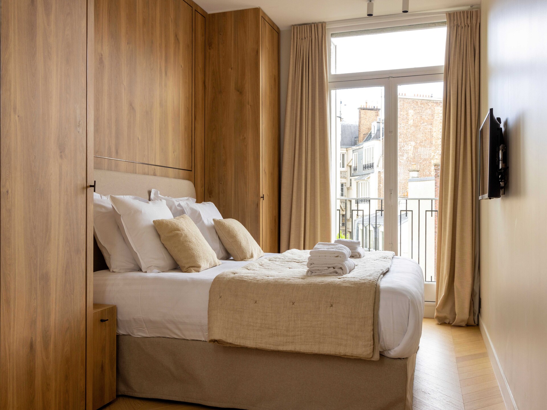 Elegant appartement bij Place de l'Alma, 4 personen, 101 m², 2 slaapkamers - foto 4