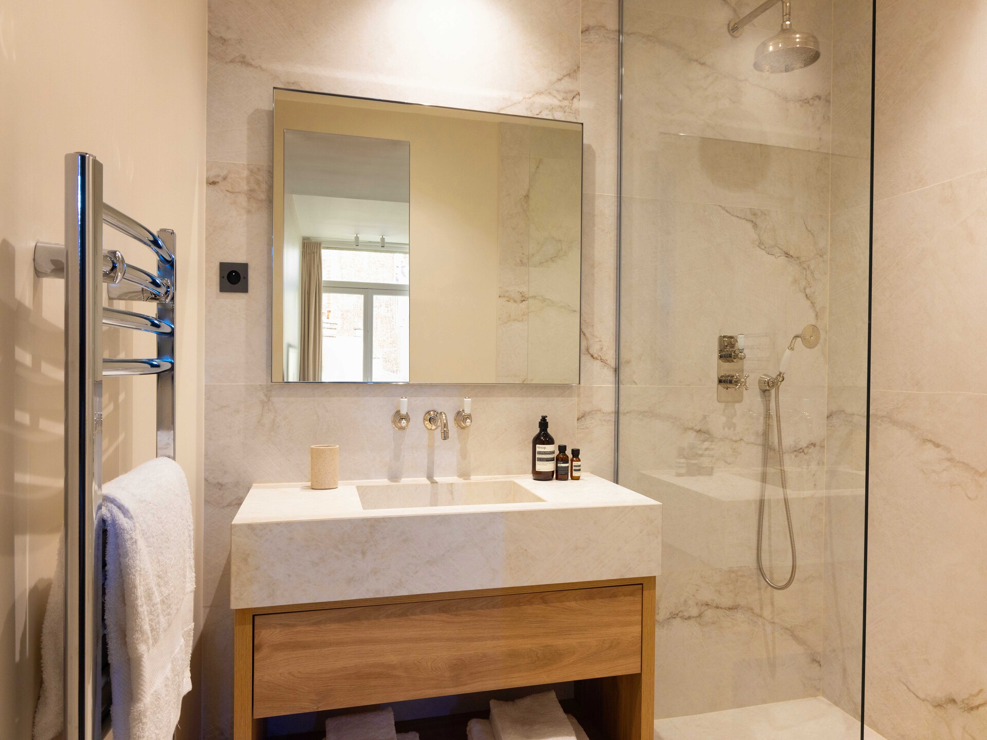 Elegant appartement bij Place de l'Alma, 4 personen, 101 m², 2 slaapkamers - foto 13