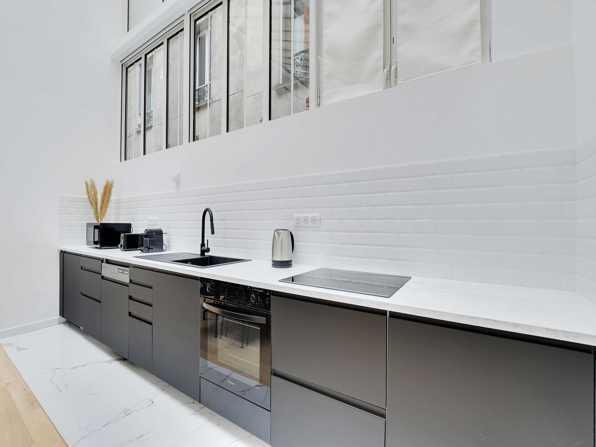 Authentiek appartement in bruisend 11e arrondissement, vlakbij Place Voltaire - foto 13