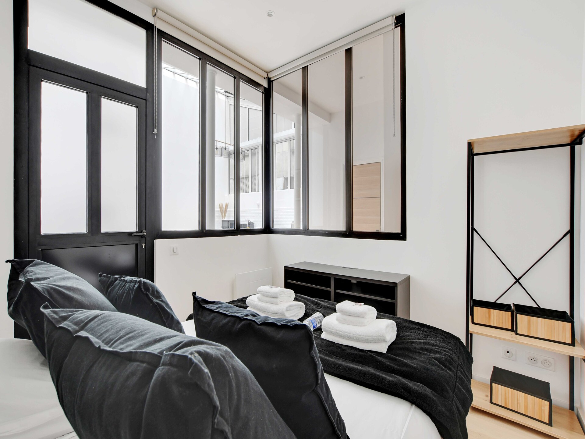 Authentiek appartement in bruisend 11e arrondissement, vlakbij Place Voltaire - foto 3