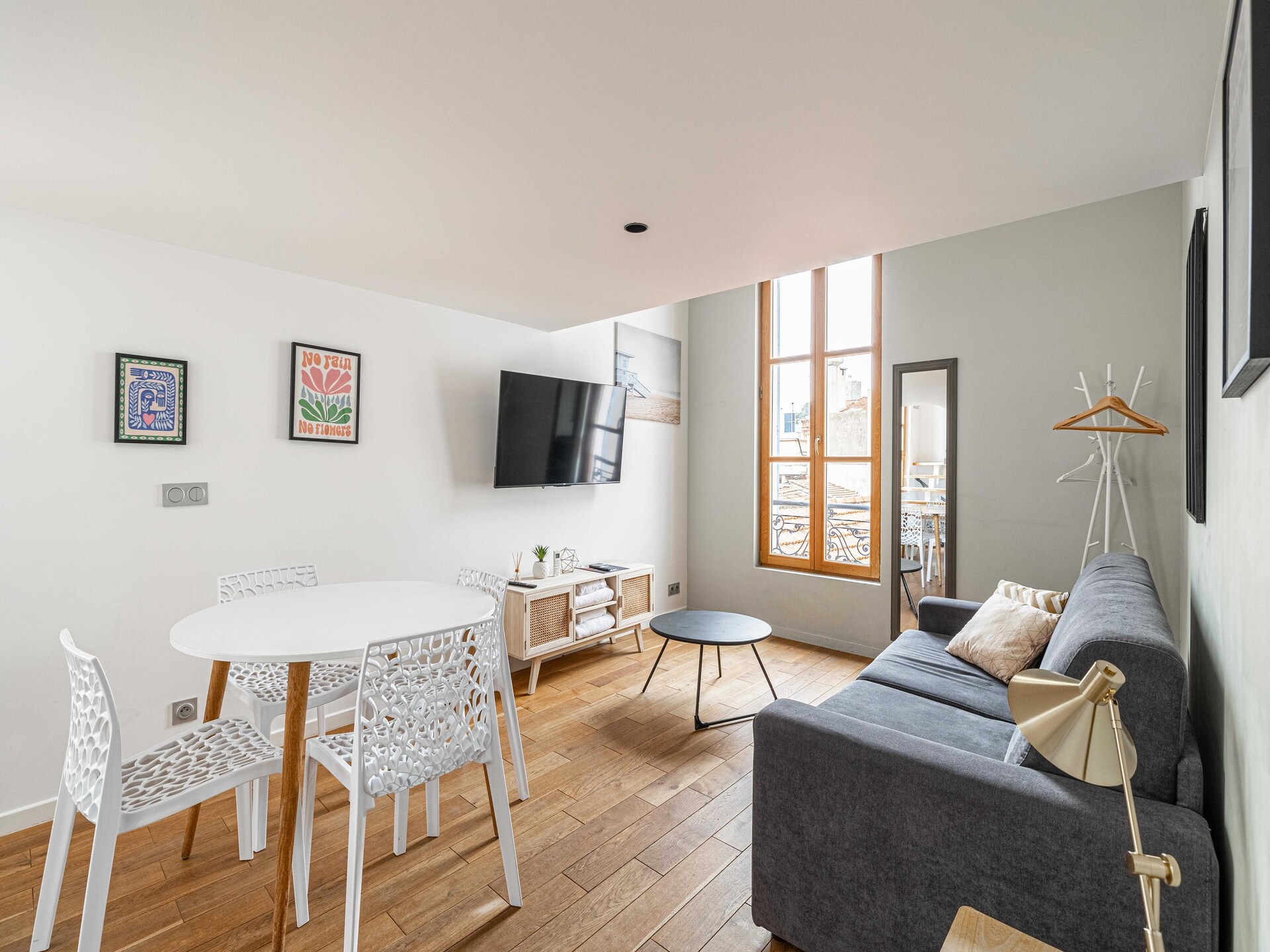 Licht duplex-appartement in het hart van Le Suquet, op 100m van het Palais - foto 9