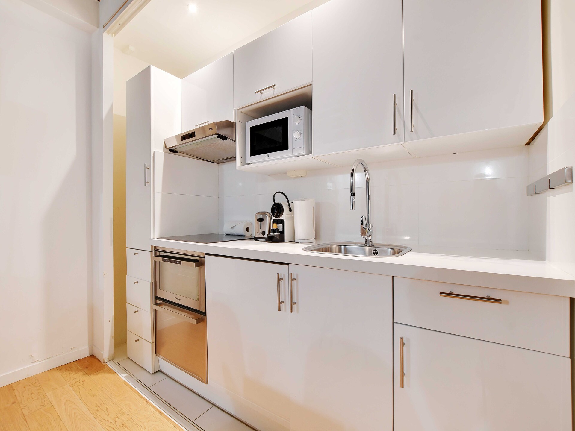 Gerenoveerd appartement in hartje 1e arrondissement, vlakbij metro - foto 9