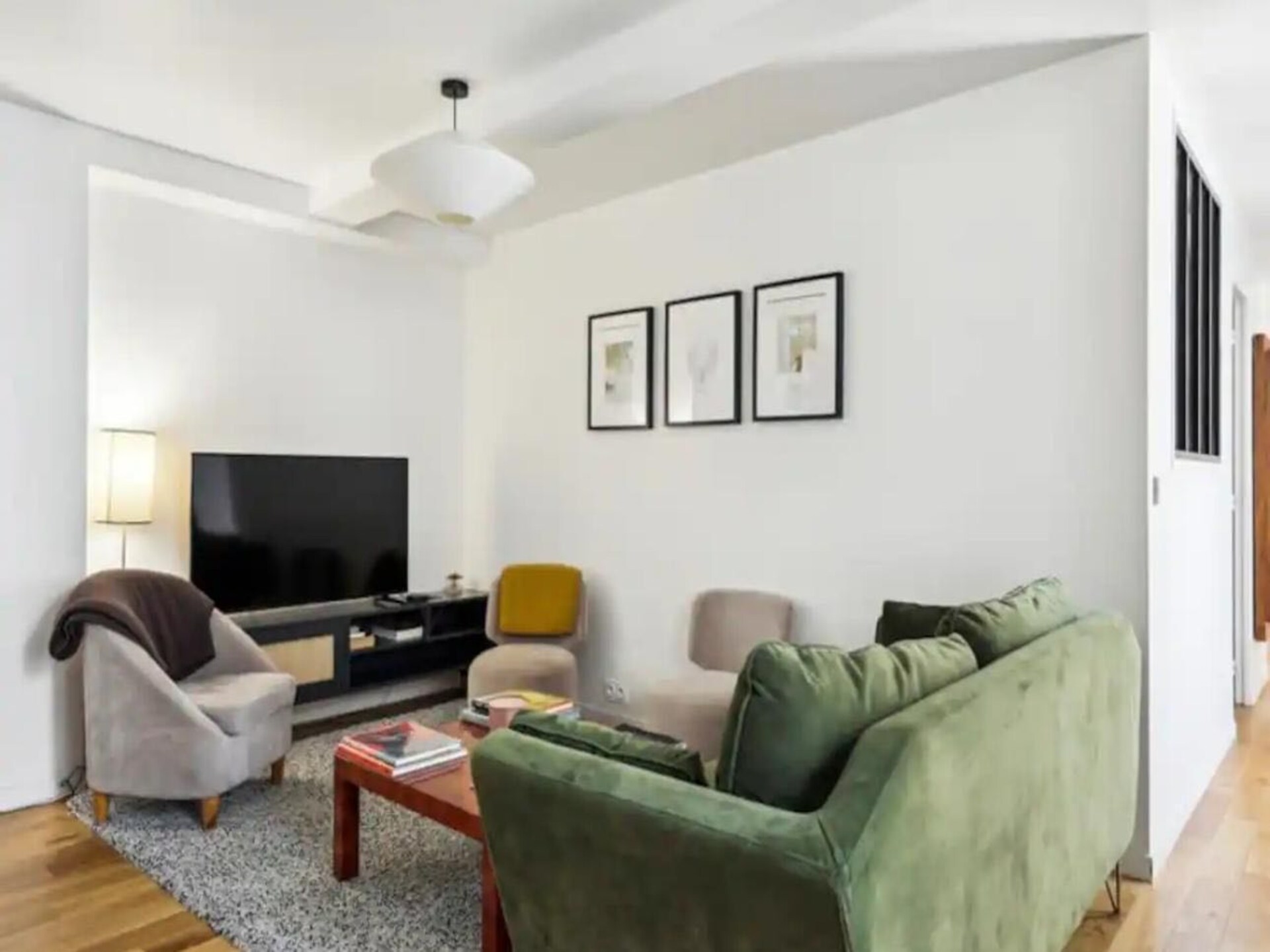 Ruim 4-slaapkamer appartement in Bonne-Nouvelle, vlakbij Porte Saint-Denis - foto 1