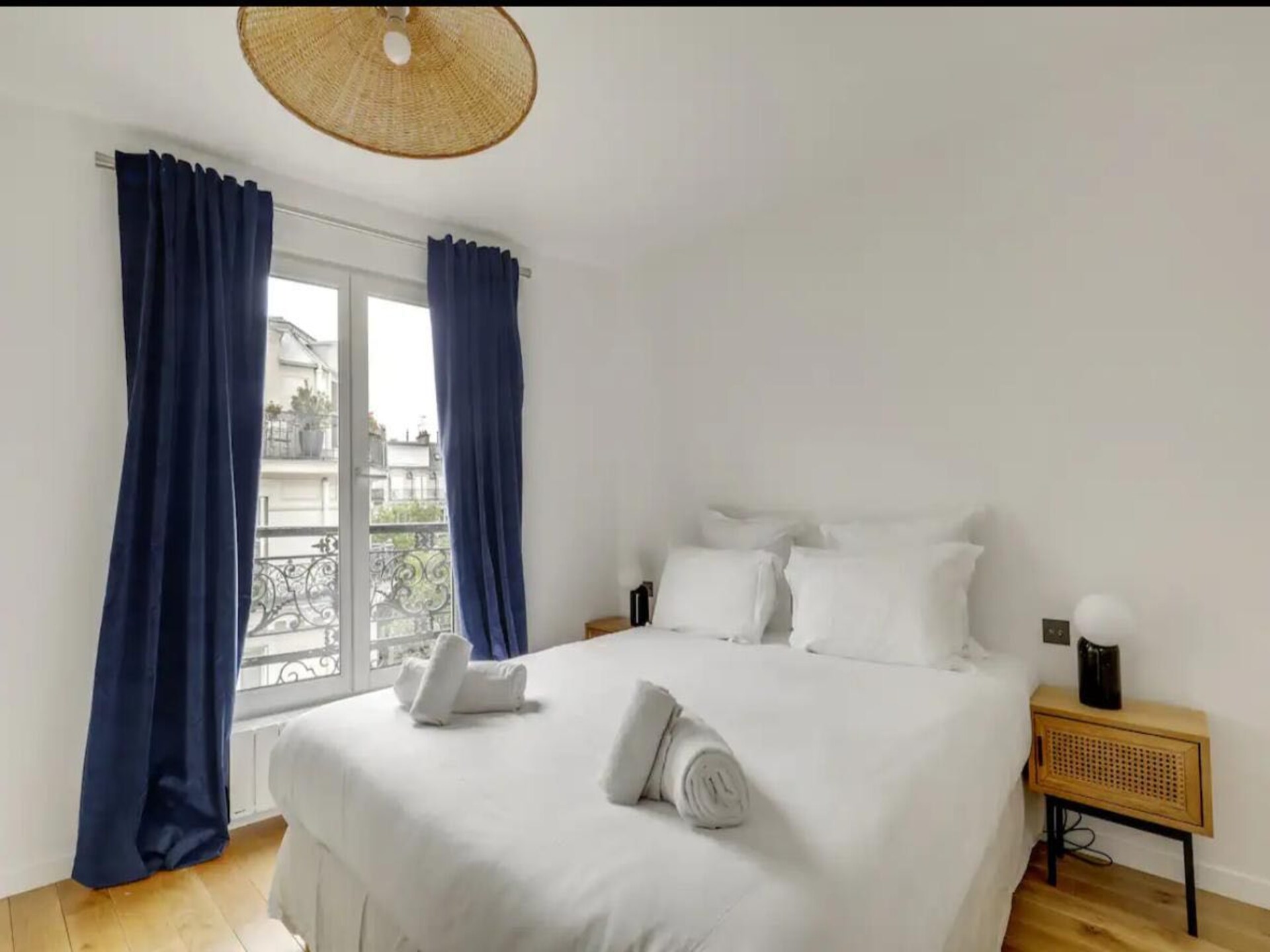 Ruim 4-slaapkamer appartement in Bonne-Nouvelle, vlakbij Porte Saint-Denis - foto 3