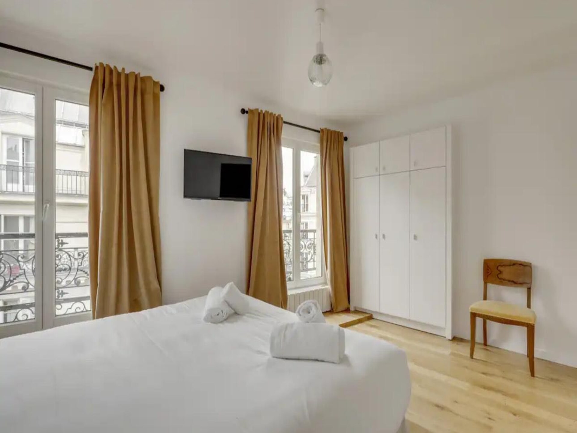 Ruim 4-slaapkamer appartement in Bonne-Nouvelle, vlakbij Porte Saint-Denis - foto 17