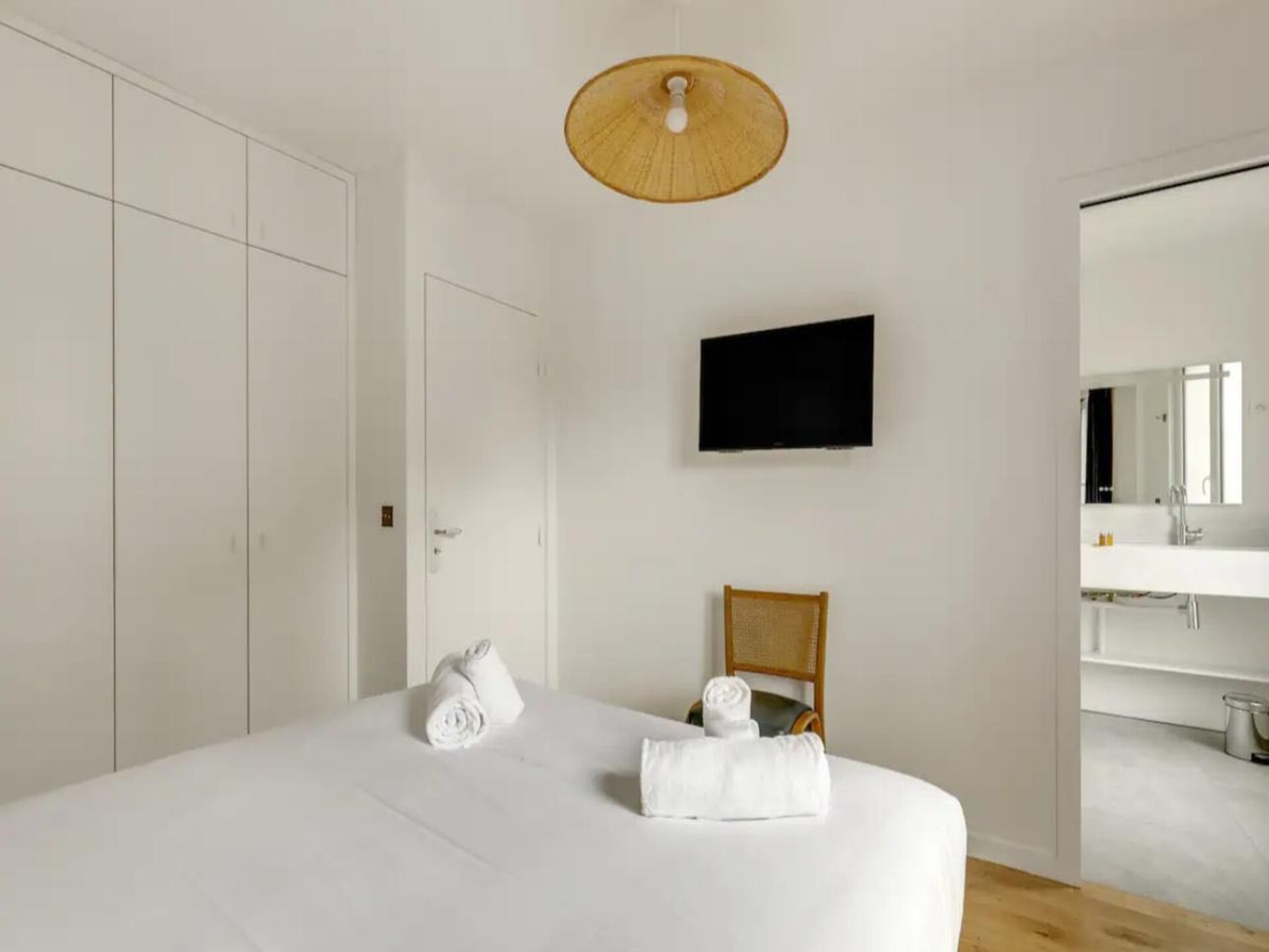 Ruim 4-slaapkamer appartement in Bonne-Nouvelle, vlakbij Porte Saint-Denis - foto 19