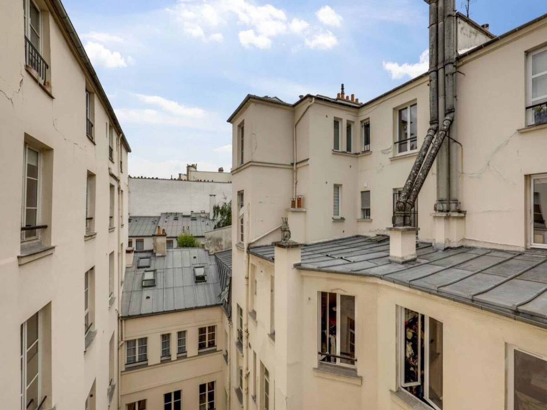 Ruim 4-slaapkamer appartement in Bonne-Nouvelle, vlakbij Porte Saint-Denis - foto 30