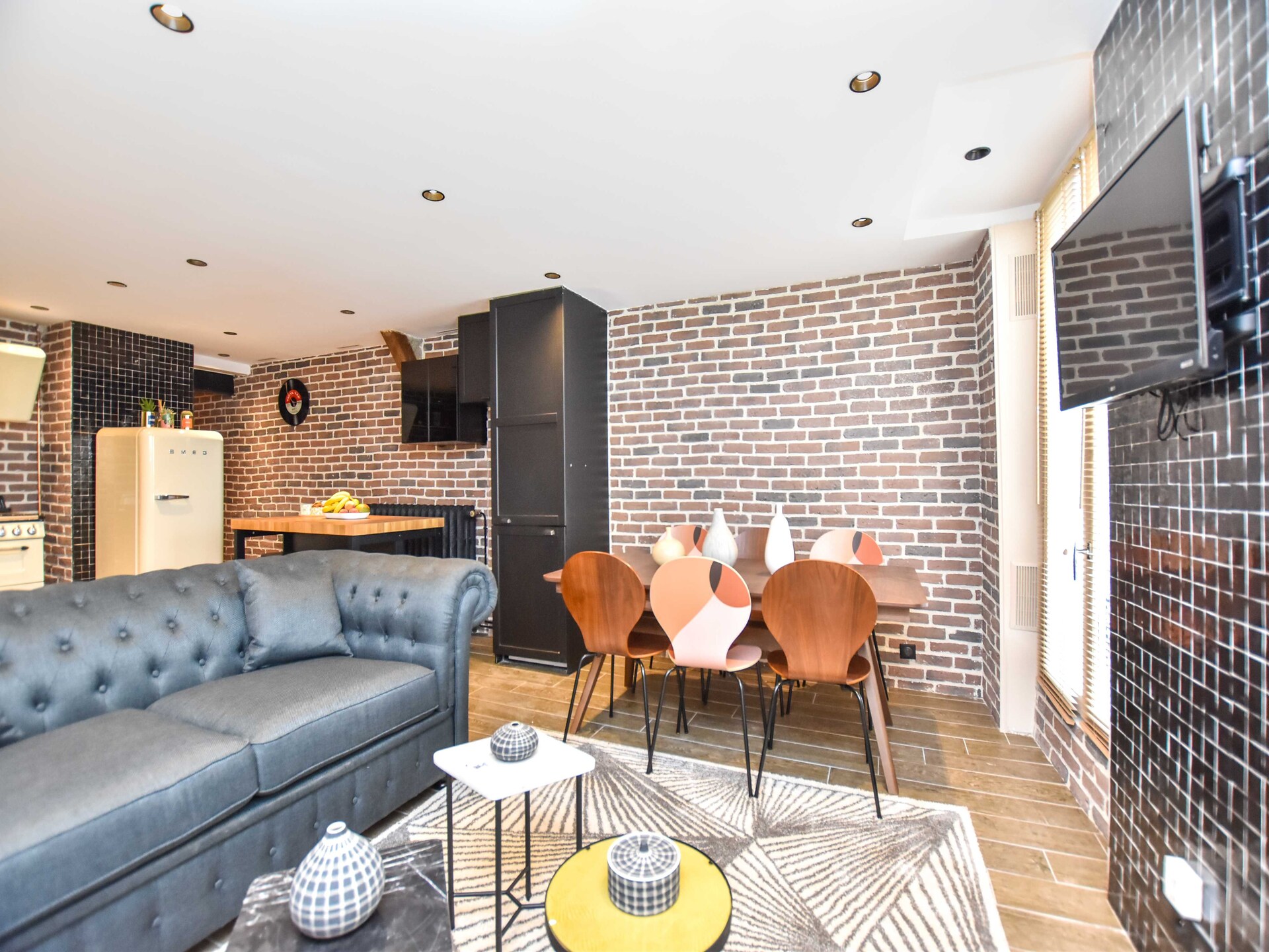 Ruim 8-persoons appartement in Parijs, vlakbij metrolijn 4 - foto 3