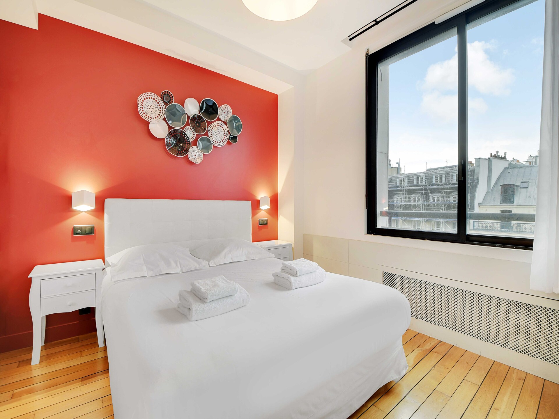 Stijlvol appartement met 2 slaapkamers in levendig Parijs 9e - foto 4