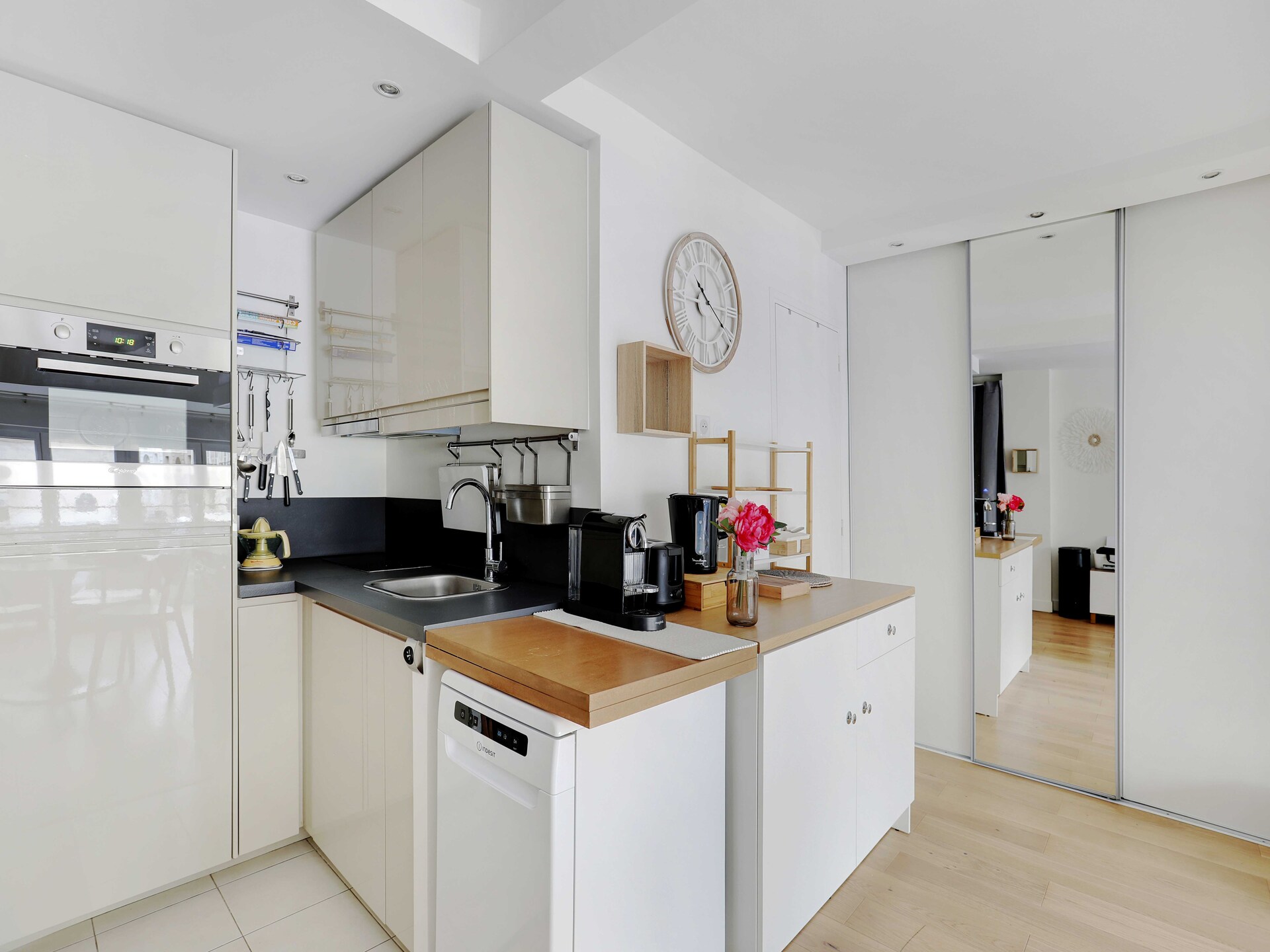 Stijlvolle studio in historisch hart van Parijs, naast Passage Choiseul - foto 3