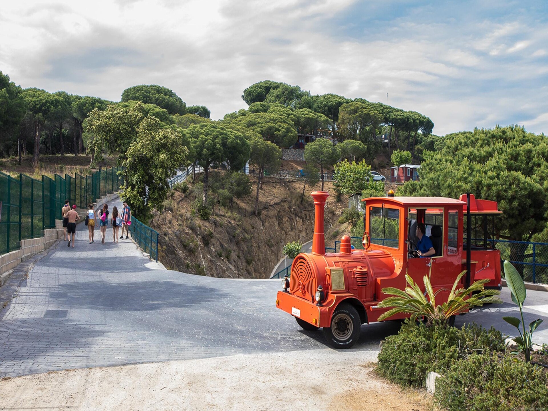 Camping Rocagrossa: Gezellige bungalow op 50m van het strand in Calella - foto 24