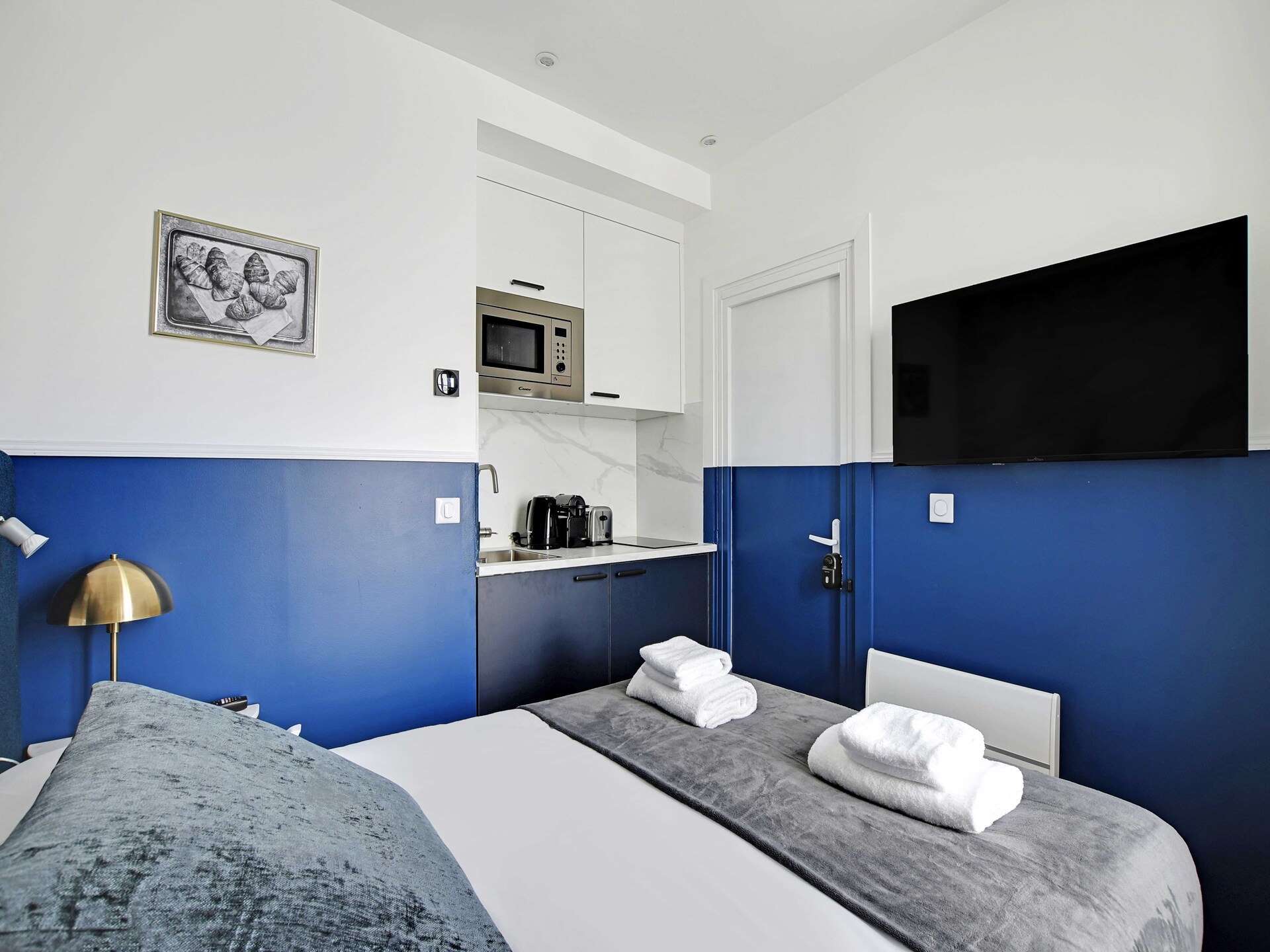 Compacte studio met airco bij Montmartre, 3 minuten van de metro - foto 3