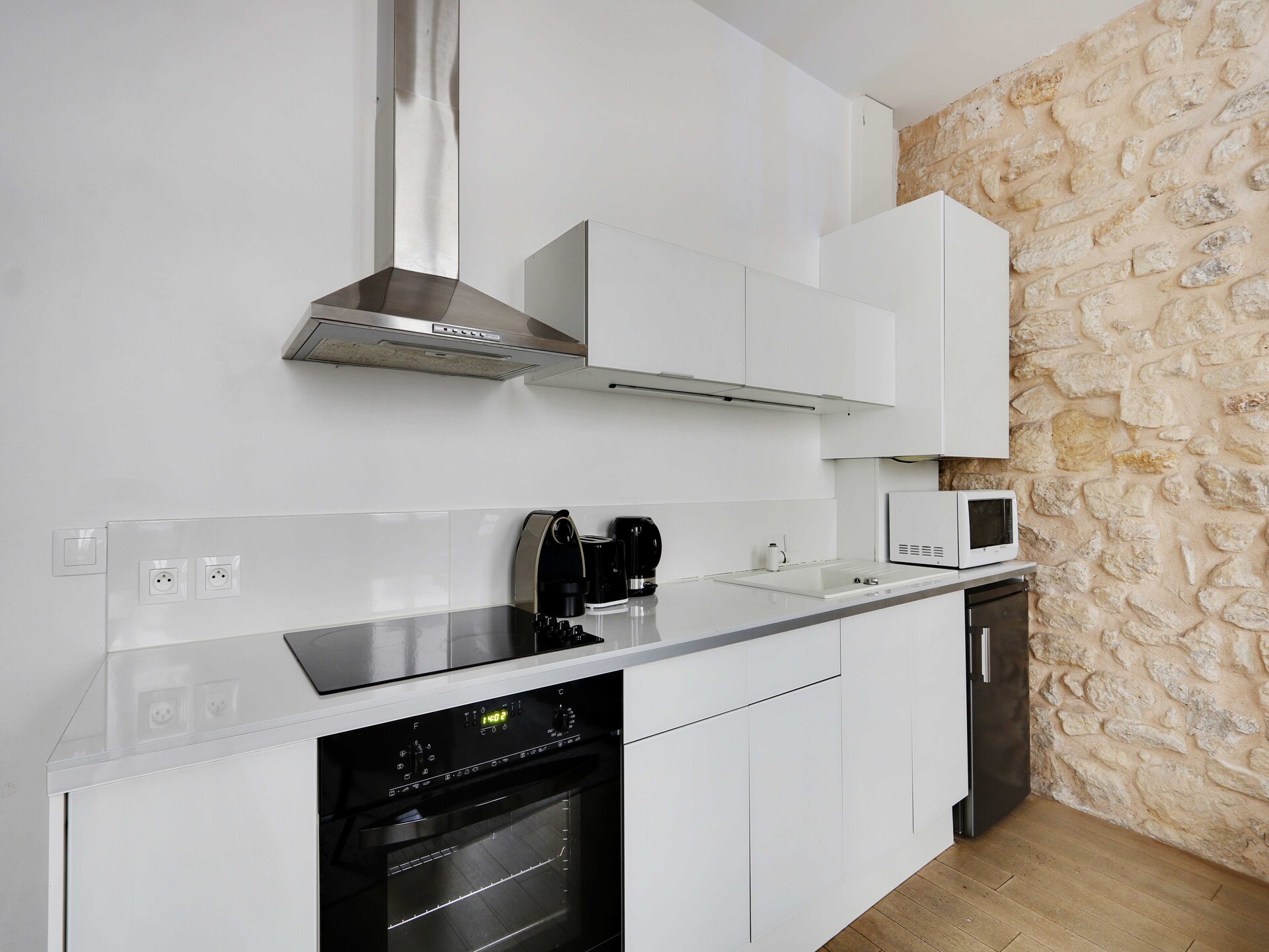Licht appartement 35m² tussen Halles en Sentier, dichtbij het Louvre - foto 3