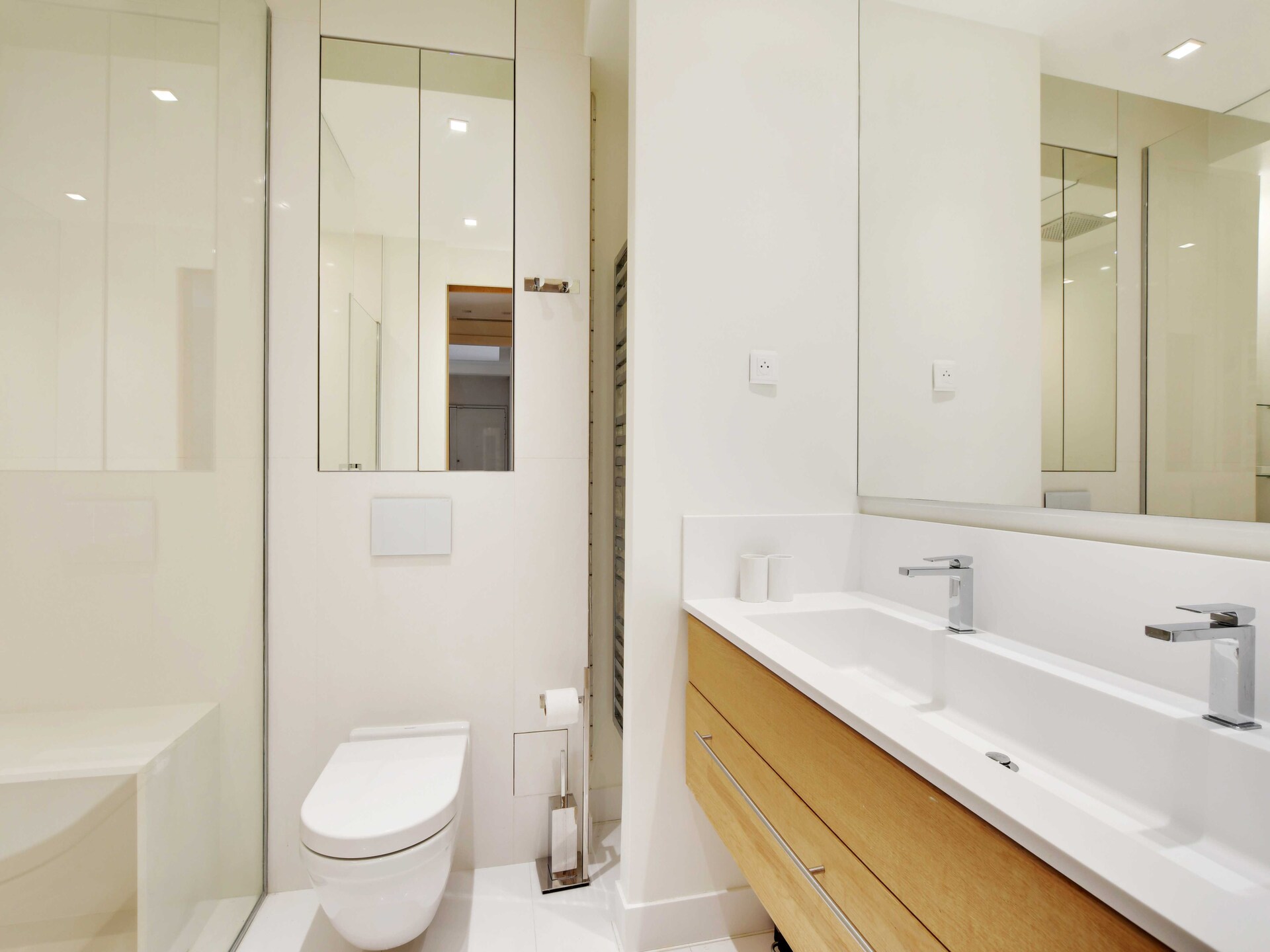 Charmant appartement met balkon in het 15e arrondissement van Parijs - foto 5