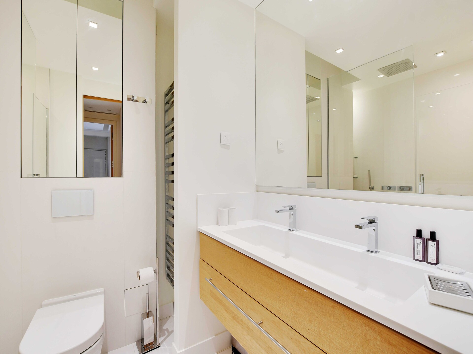 Charmant appartement met balkon in het 15e arrondissement van Parijs - foto 14