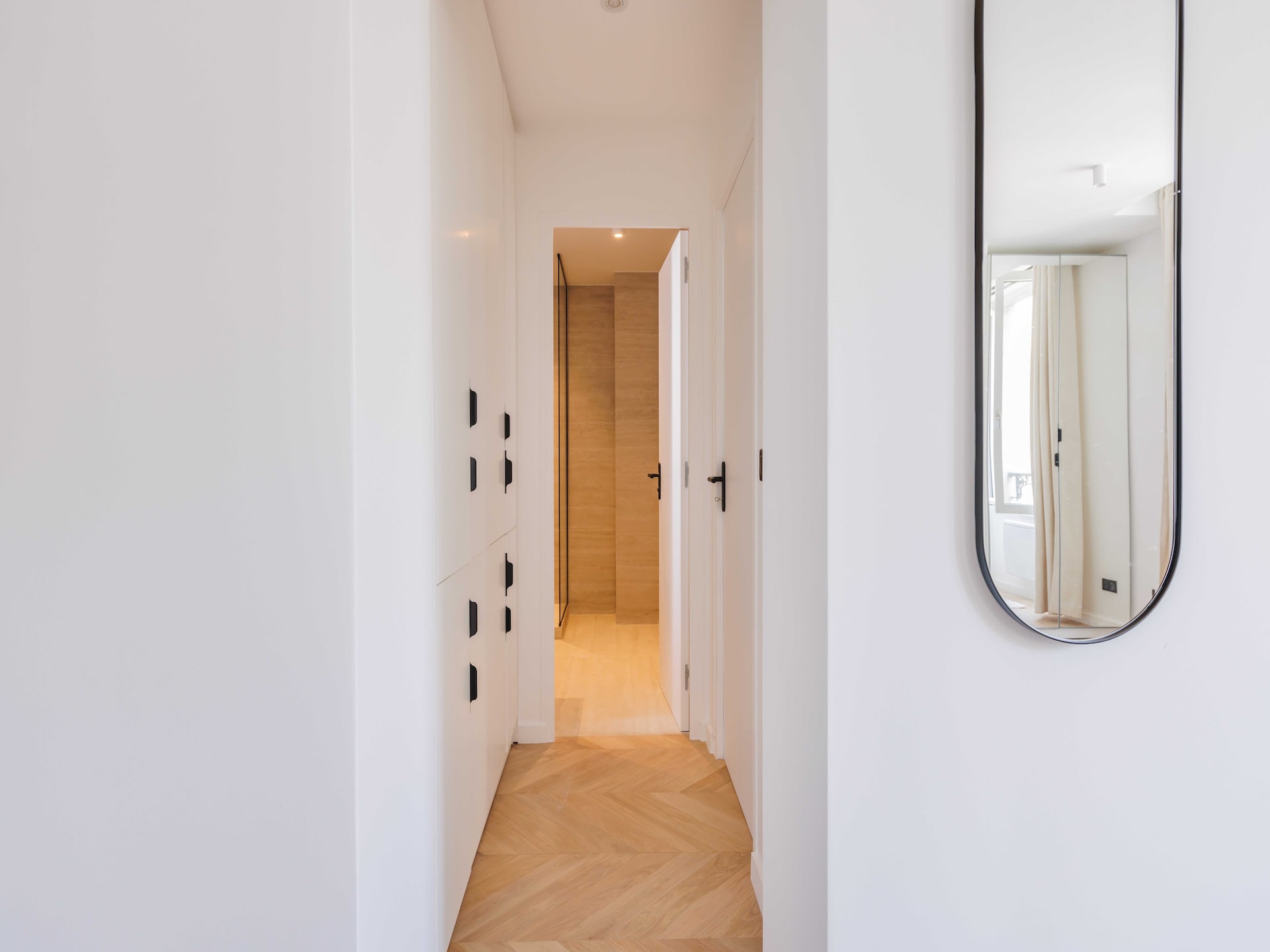 Licht appartement in Parijs, vlakbij het stadhuis en de levendige Marais - foto 17