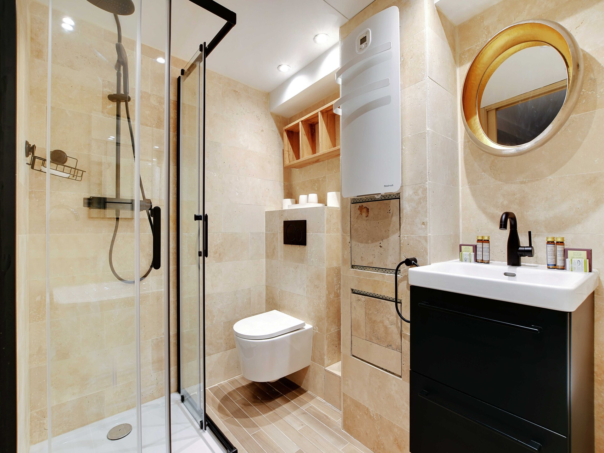 Stijlvol 8-persoons appartement in bruisend Beaubourg, Parijs - foto 19