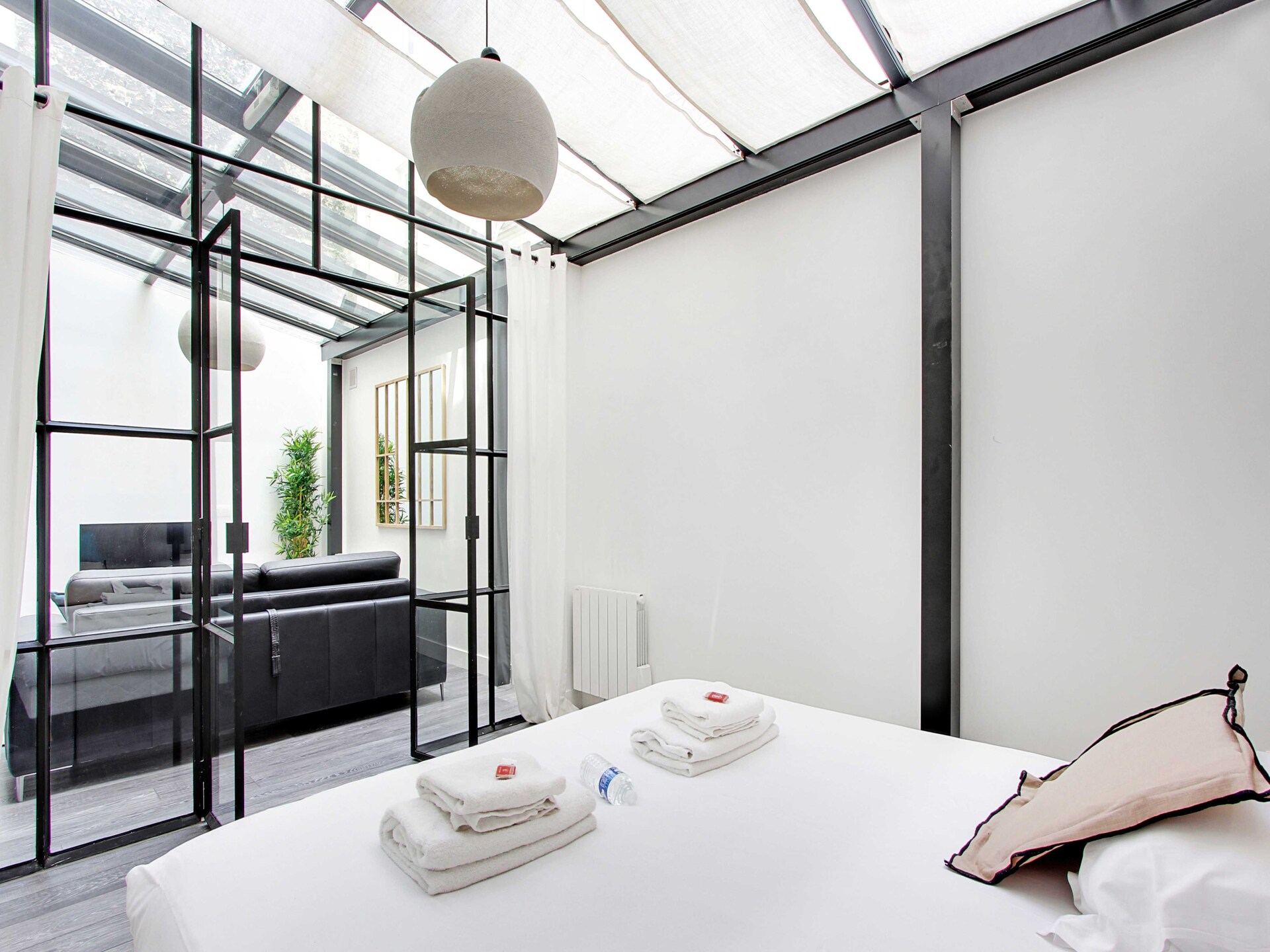 Licht appartement naast de Sacré-Coeur in hartje Montmartre - foto 11