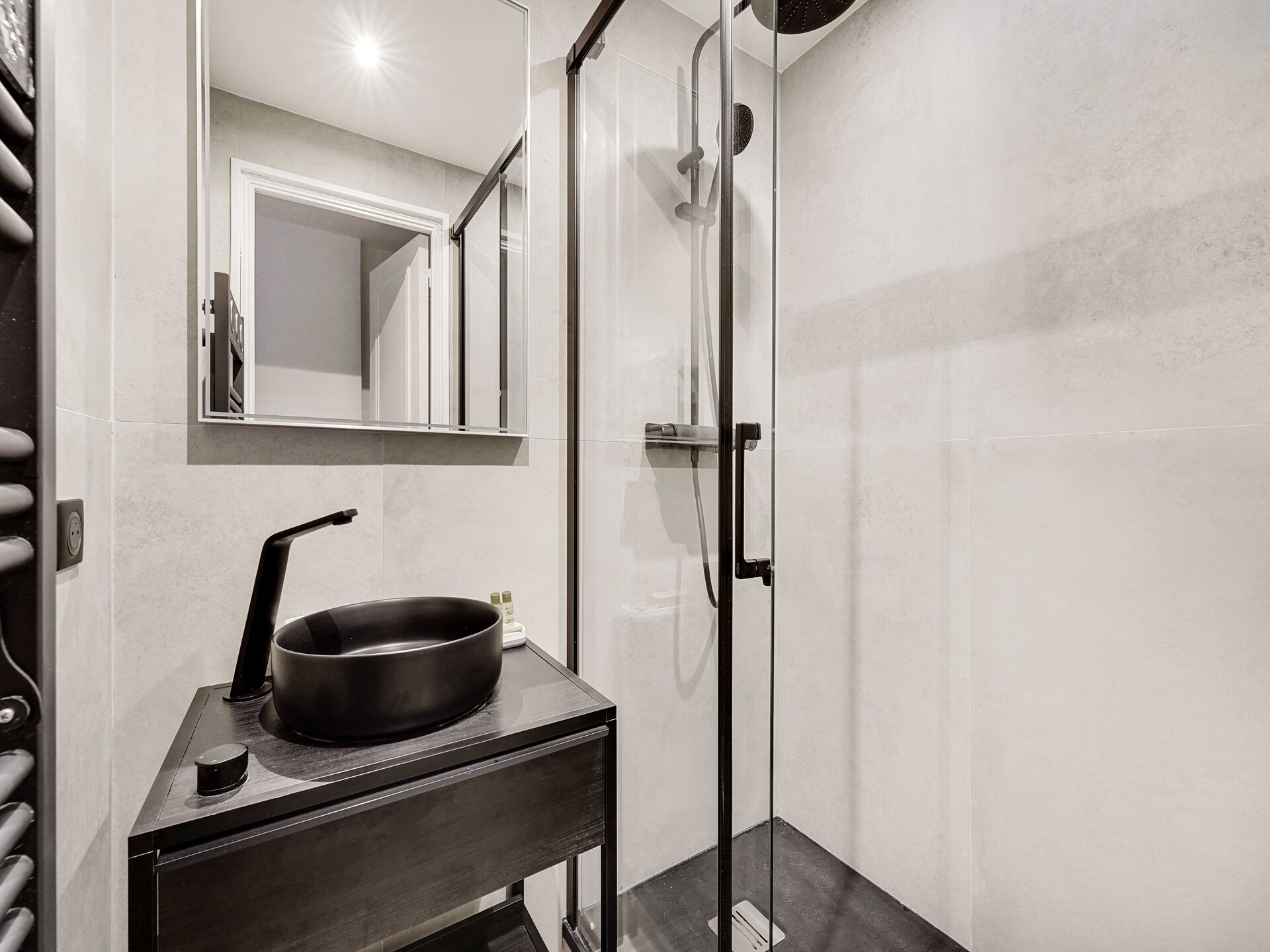 Charmant appartement aan Rue de Grenelle, tussen Invalides en Eiffeltoren - foto 5