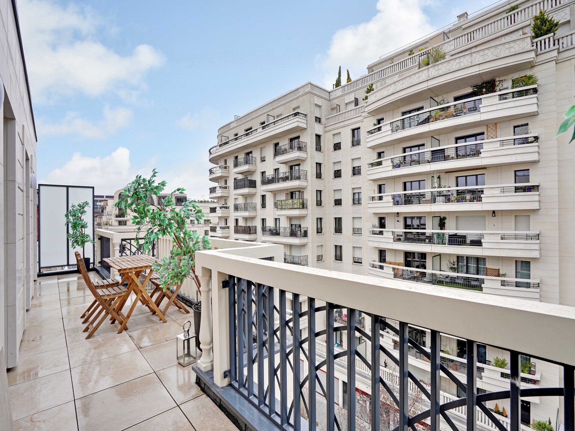 Ruim duplex appartement met terras in Levallois-Perret, vlakbij Parijs - foto 5