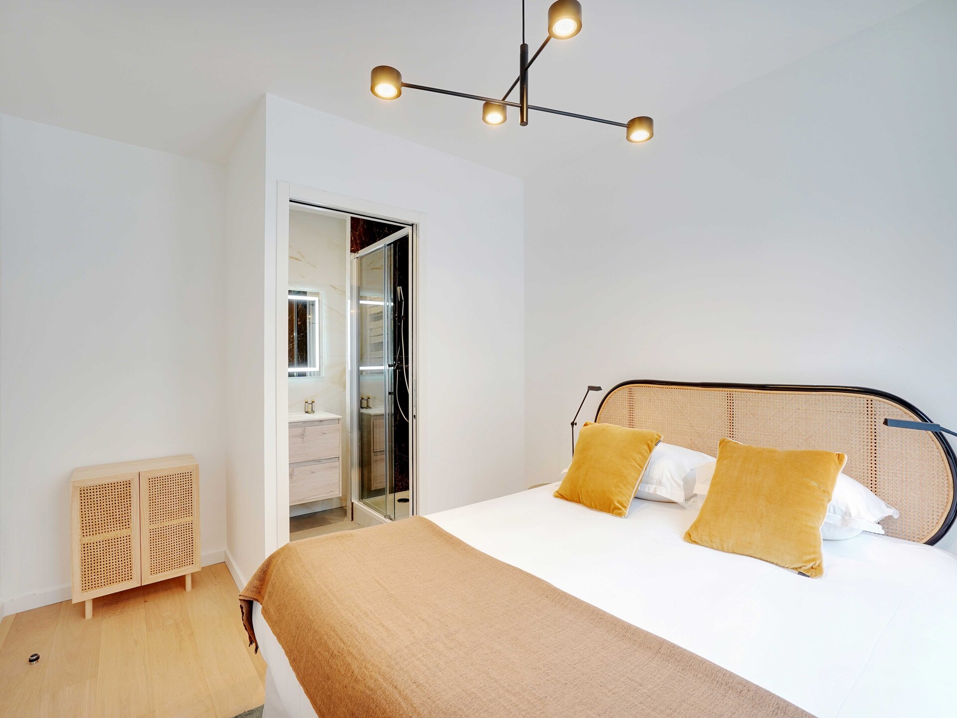Ruim duplex appartement met terras in Levallois-Perret, vlakbij Parijs - foto 10