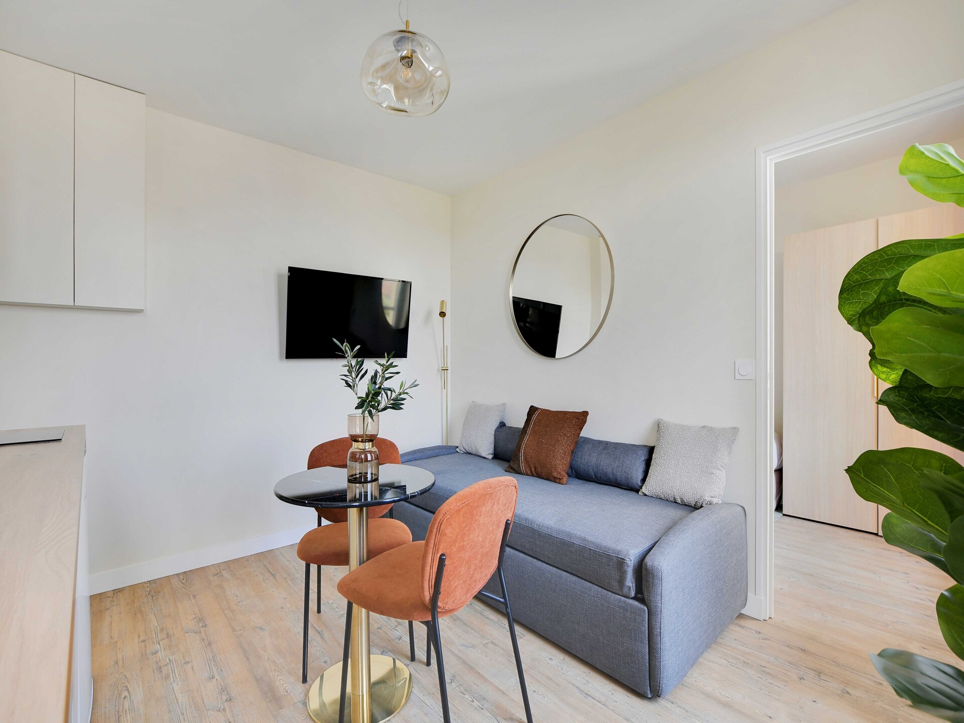 Licht appartement in Ivry-sur-Seine, metro Parijs op 2 minuten lopen - foto 7