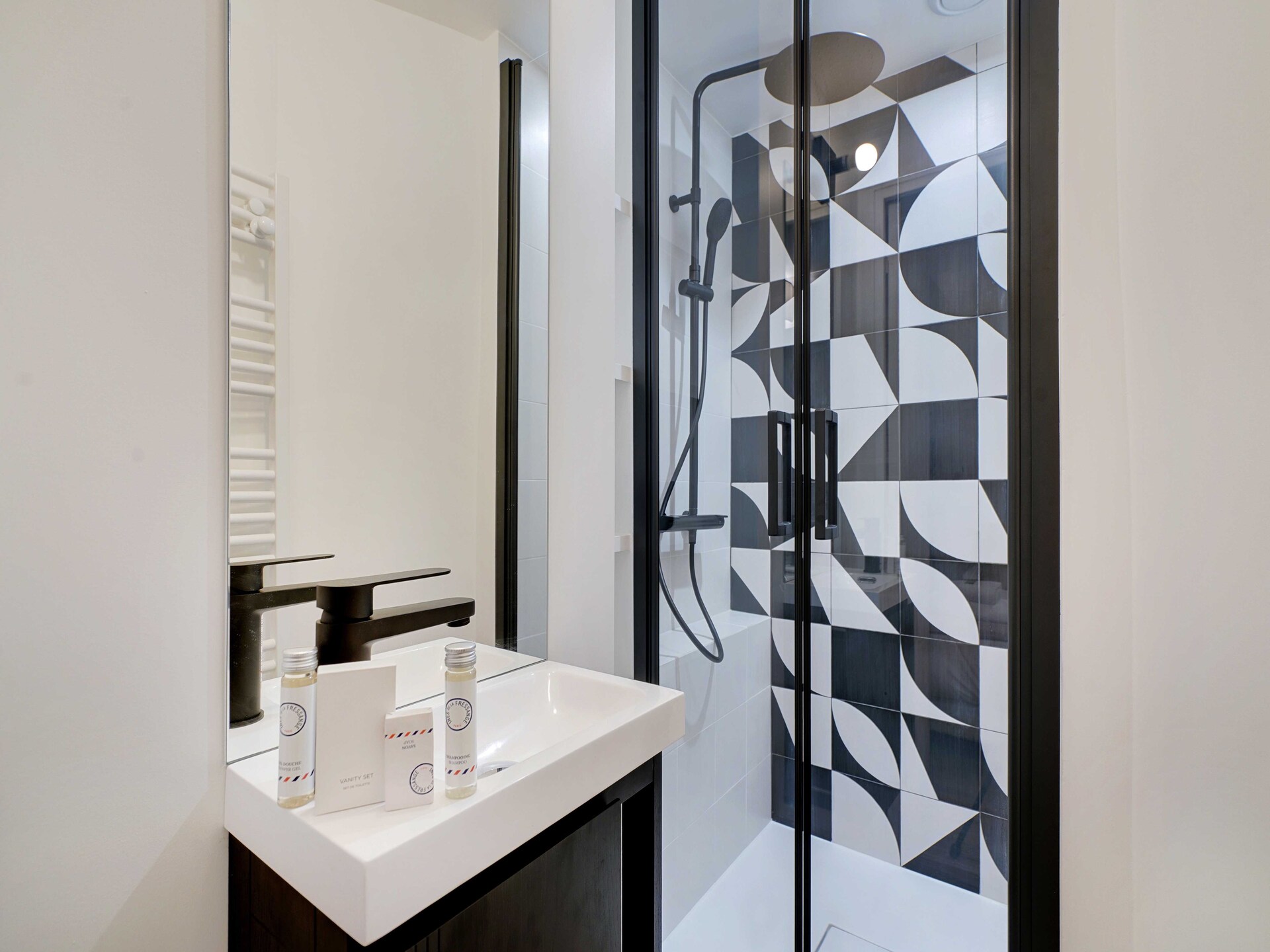 Licht appartement van 100 m² in Parijs, vlakbij Place de la Bastille - foto 5