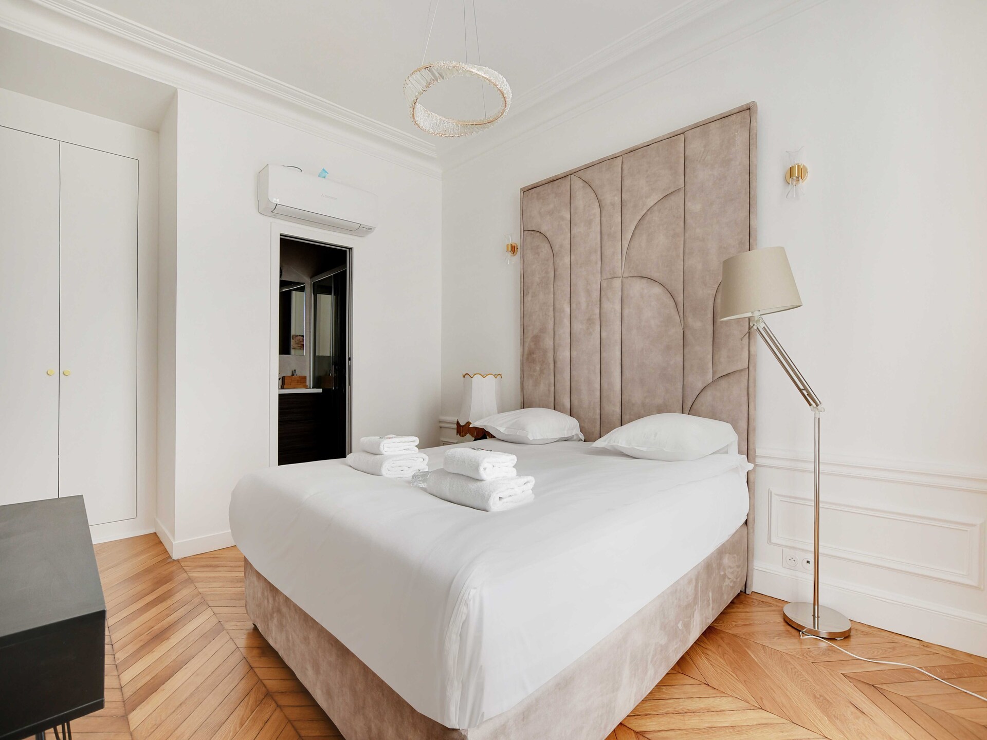 Ruim appartement bij Arc de Triomphe – 3 slaapkamers, 97 m² - foto 11