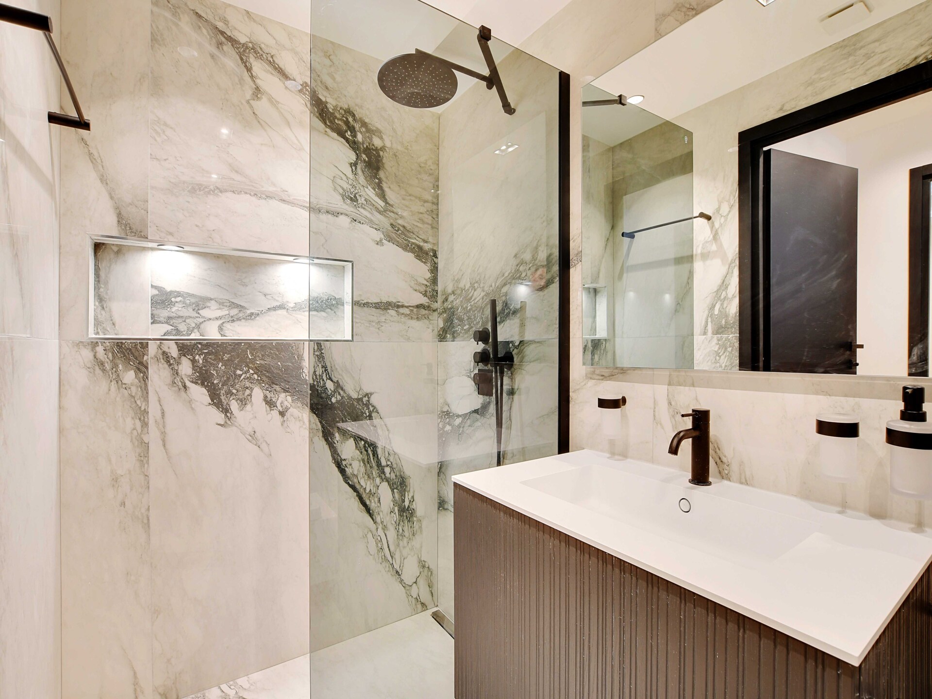 Chic appartement in Le Marais – 2 slaapkamers, vlakbij Place des Vosges - foto 5