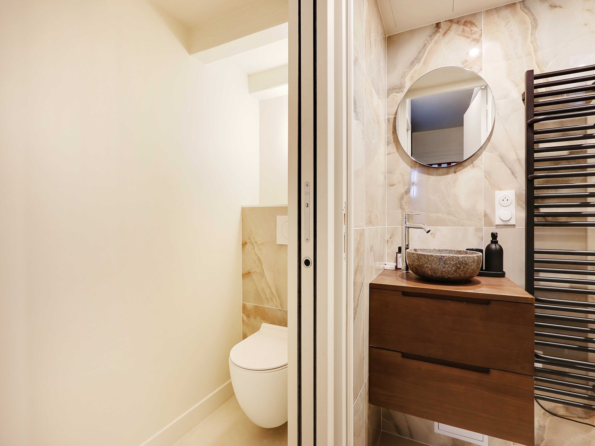 Compact studio-appartement in levendig 10e arrondissement, vlakbij Canal Saint Martin - foto 11