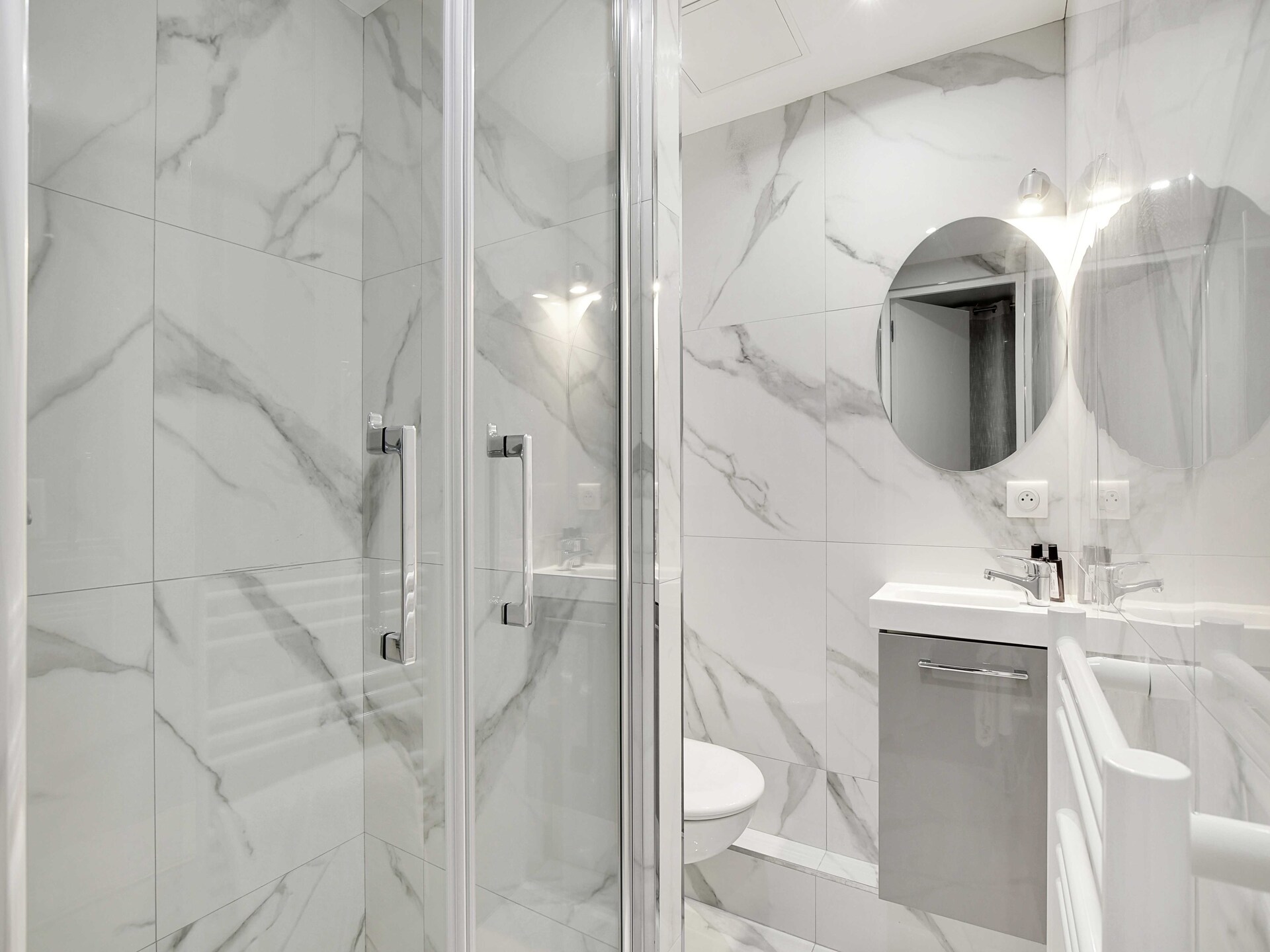 Knus airco-appartement bij Montmartre, 3 minuten van de metro - foto 6
