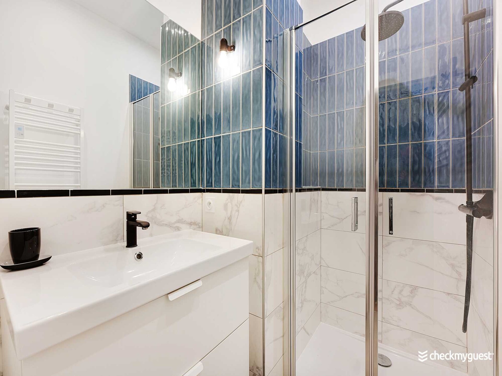 Licht appartement met 2 slaapkamers in levendig Oberkampf, vlakbij Place de la République - foto 5