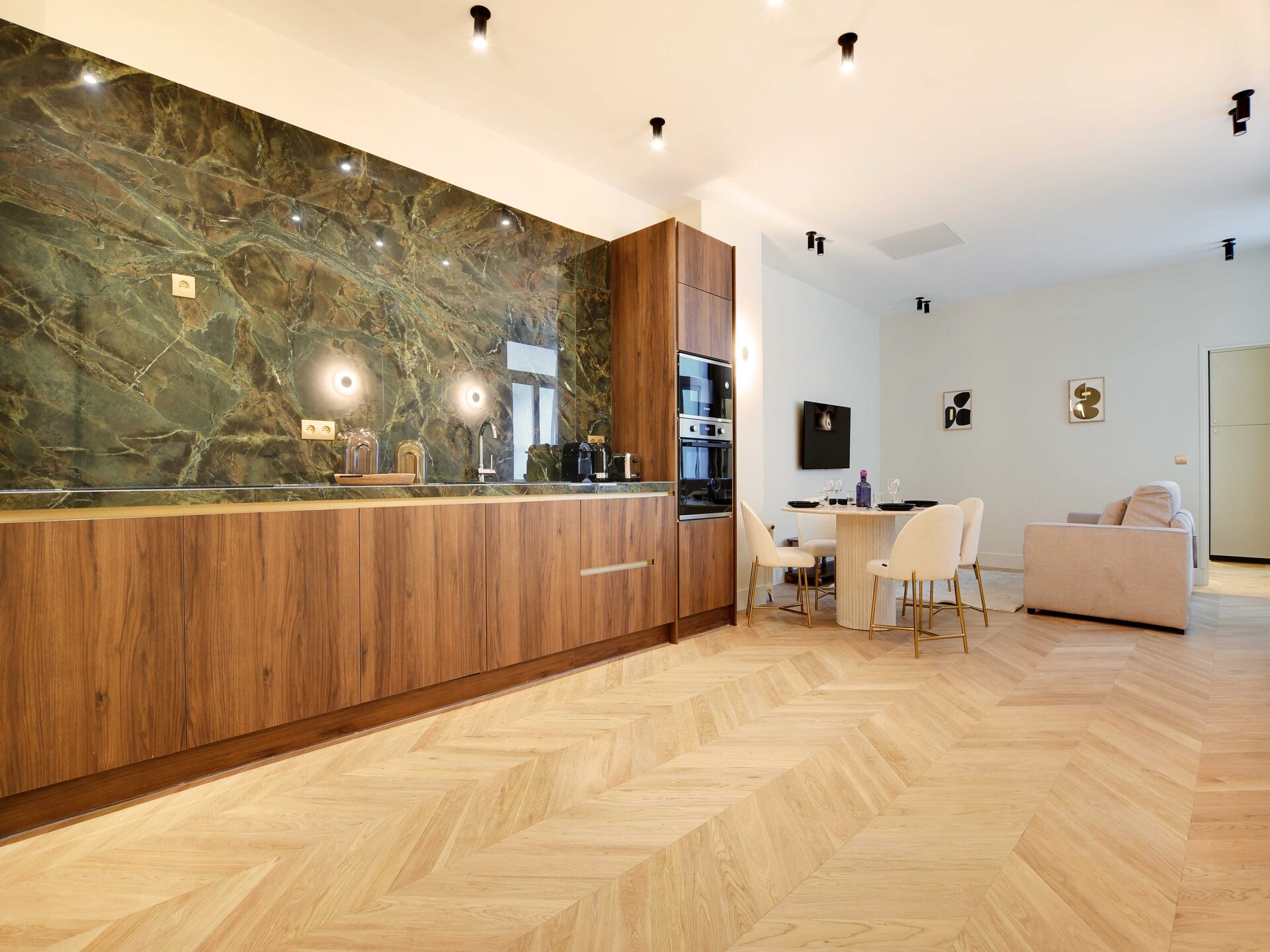 Luxe appartement met uitzicht op Jardin du Luxembourg – 6 personen - foto 9