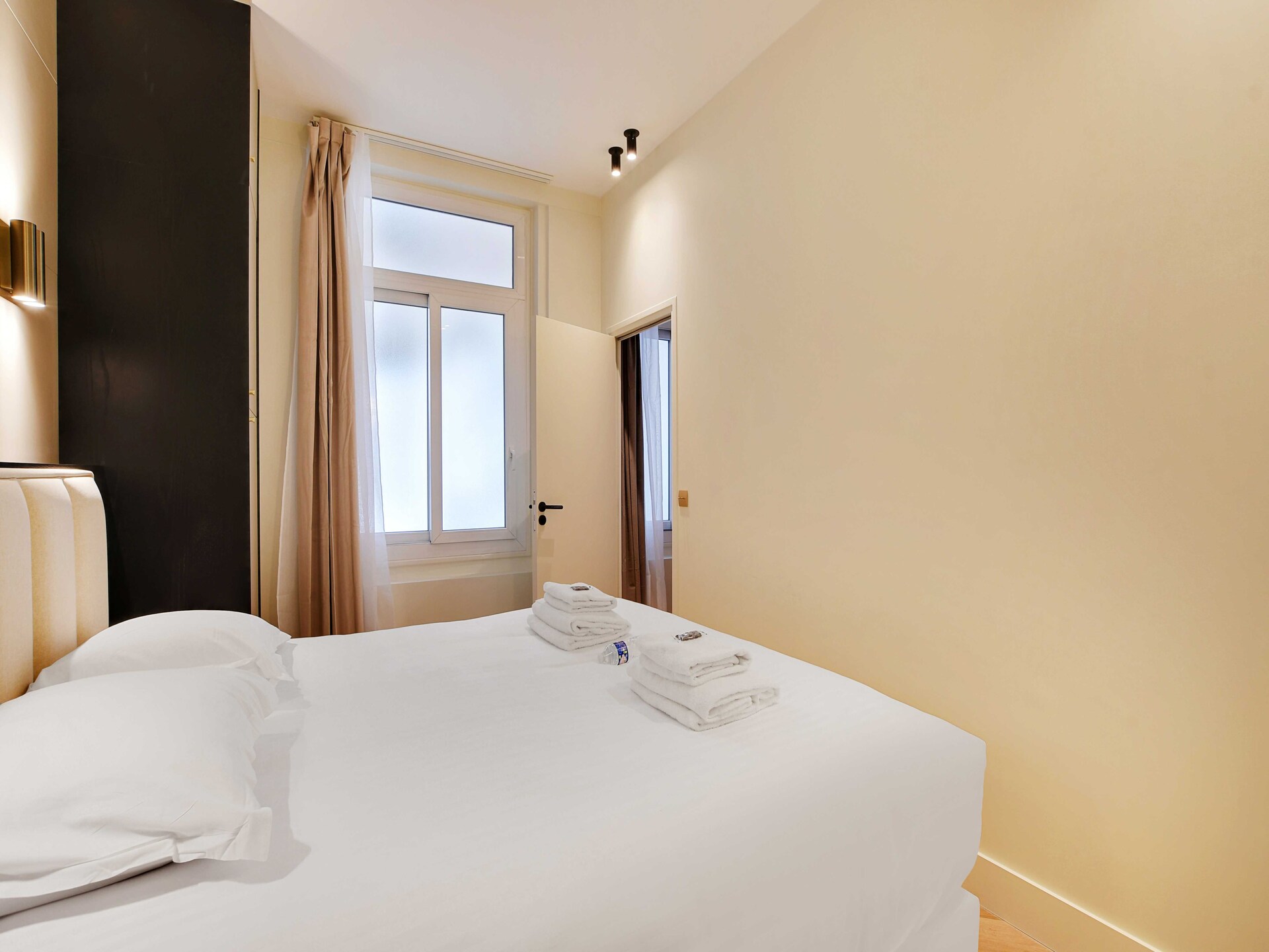 Luxe appartement met uitzicht op Jardin du Luxembourg – 6 personen - foto 16