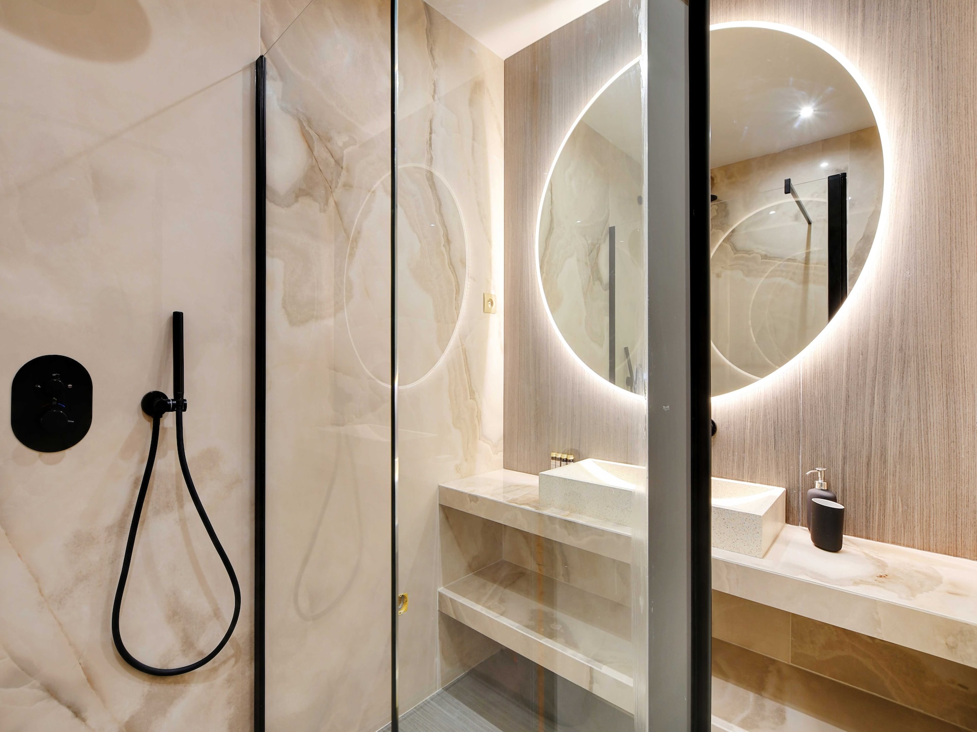 Luxe appartement met uitzicht op Jardin du Luxembourg – 6 personen - foto 20