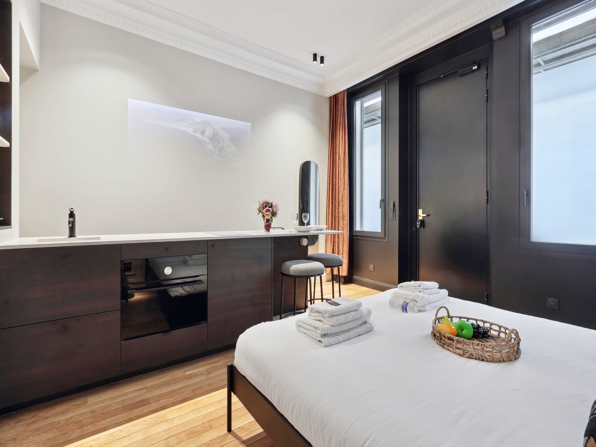 Modern appartement voor 2 in de prestigieuze wijk Europe, 8e arrondissement - foto 11