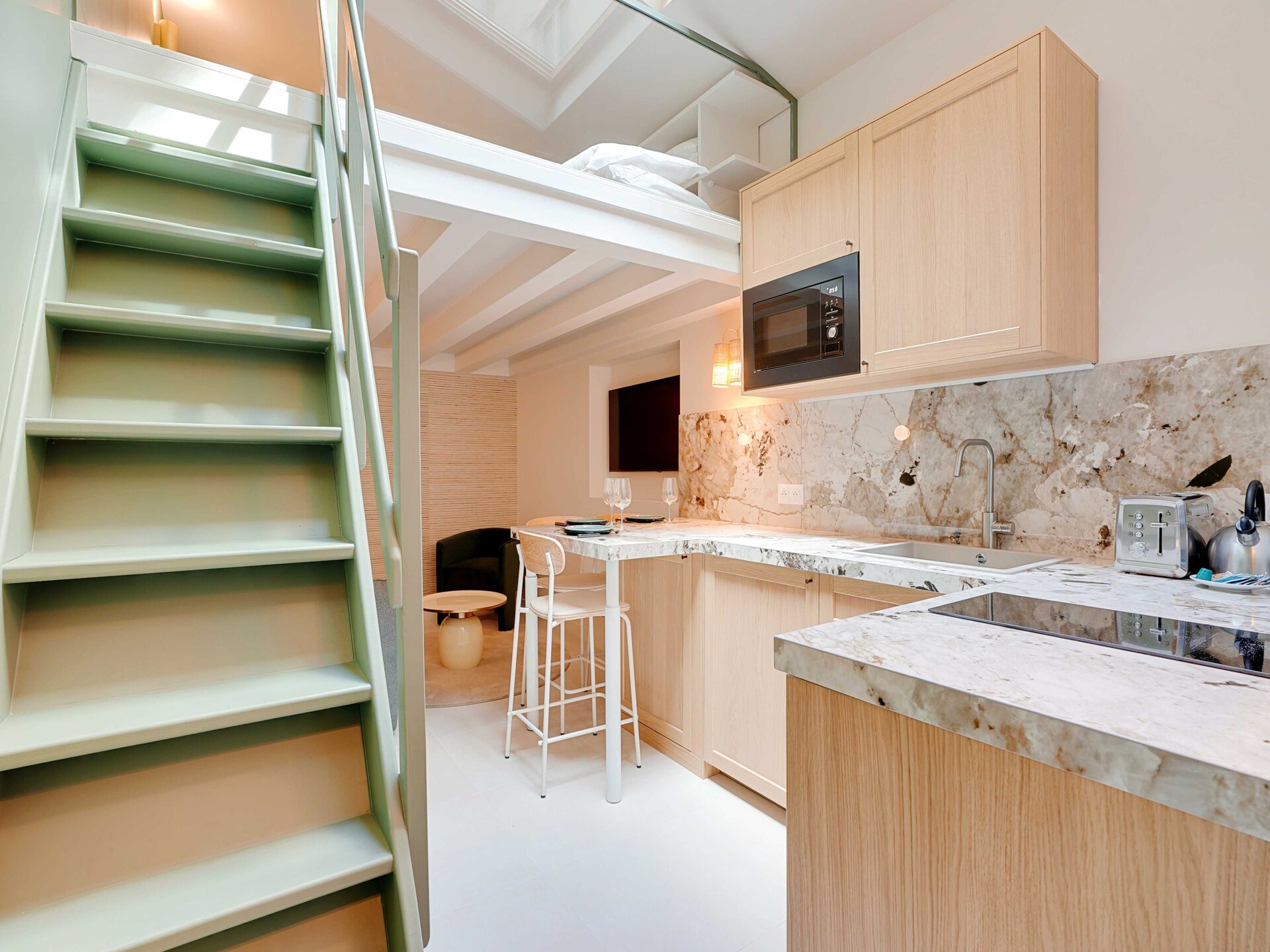 Sfeervol mezzanine appartement nabij Canal Saint Martin, 2 personen - foto 9
