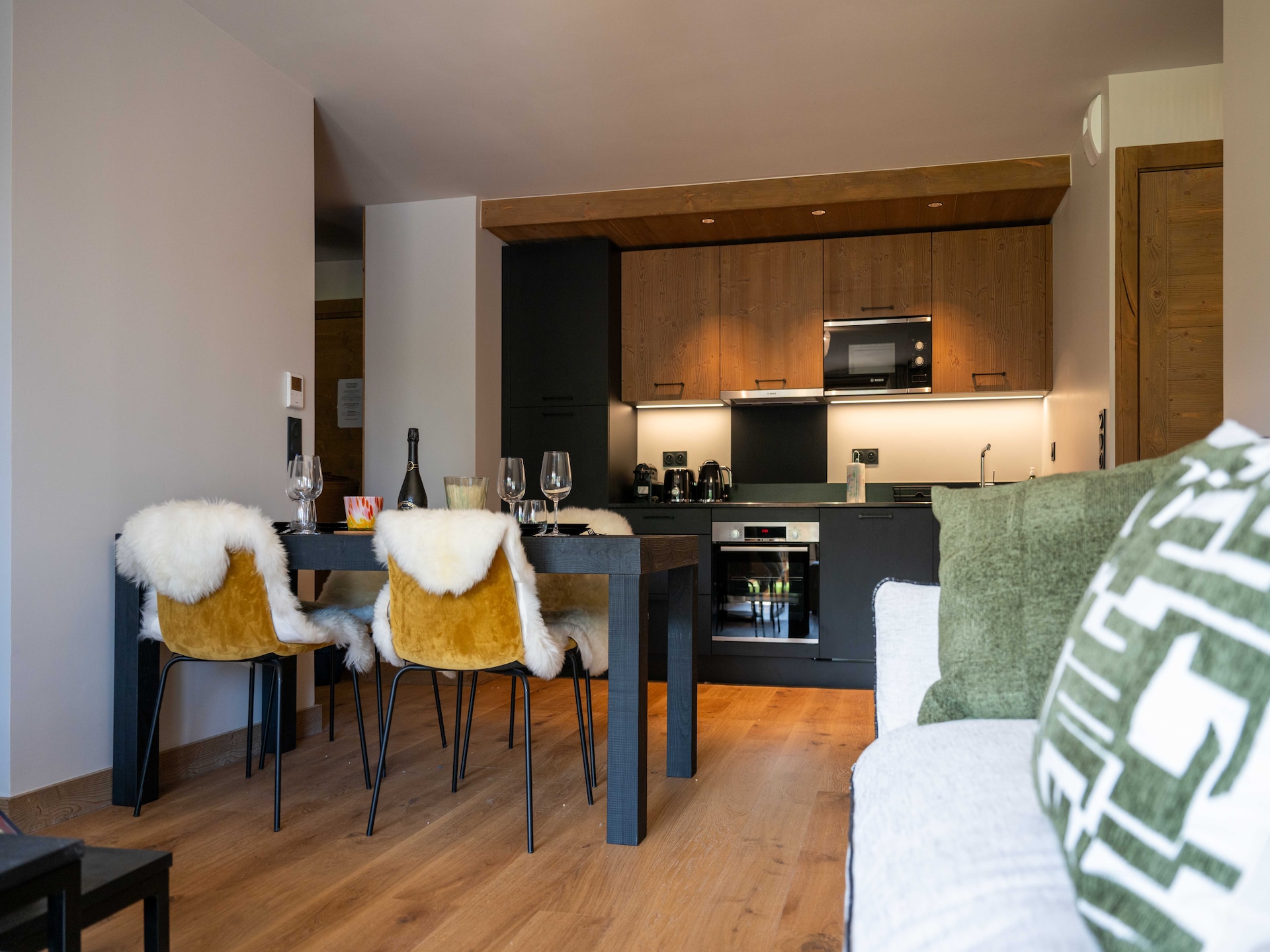 Luxe appartement 5p in Megève met zwembad, spa en terras - foto 9