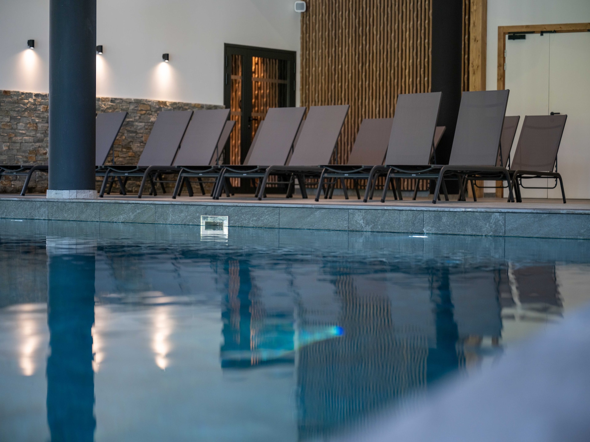 Luxe appartement 5p in Megève met zwembad, spa en terras - foto 24
